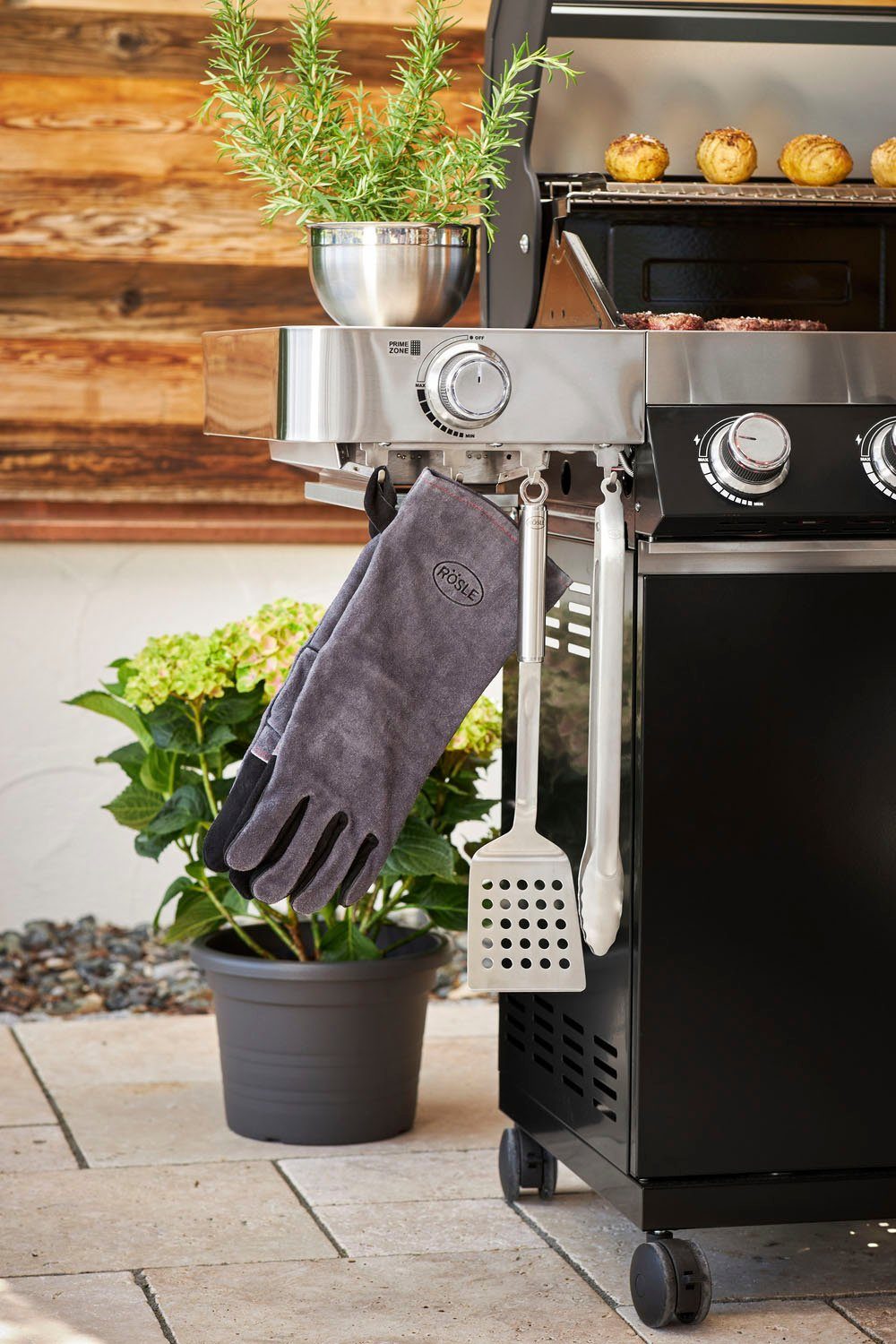 RÖSLE Grillzange Barbecue, 25054, mit patentiertem Verschlusssystem, 43 cm, Edelstahl 18/10