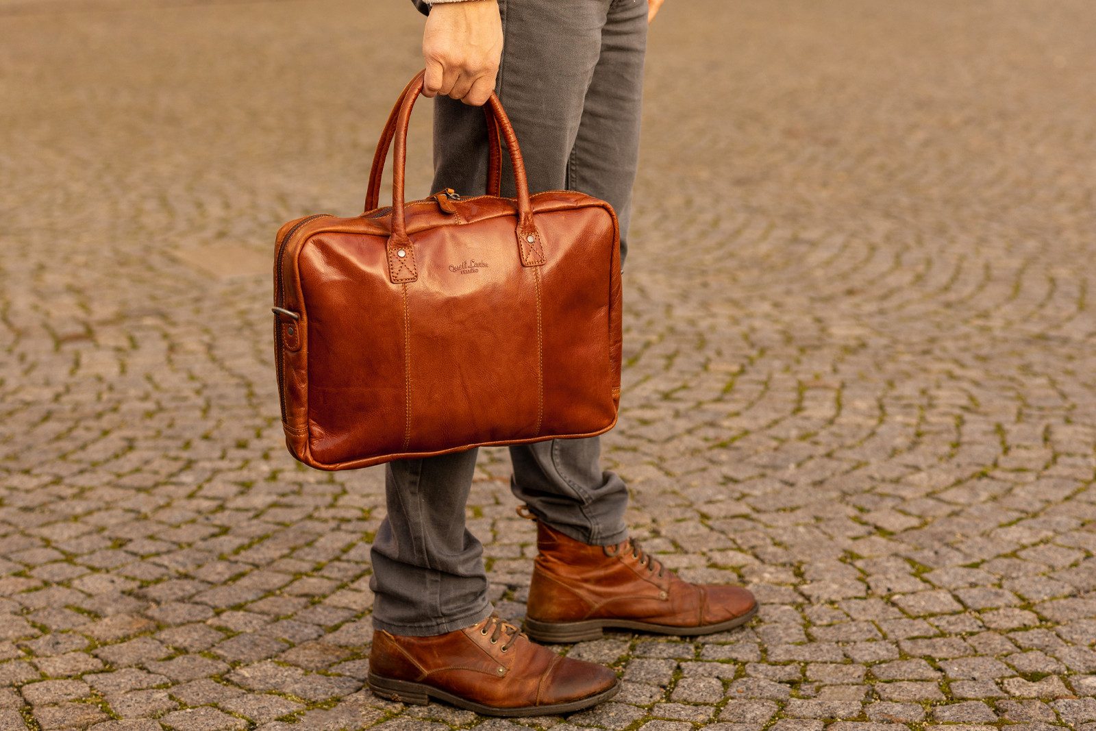 Gusti Leder Aktentasche Gusti Leder Aktentasche Jonah (1-tlg)