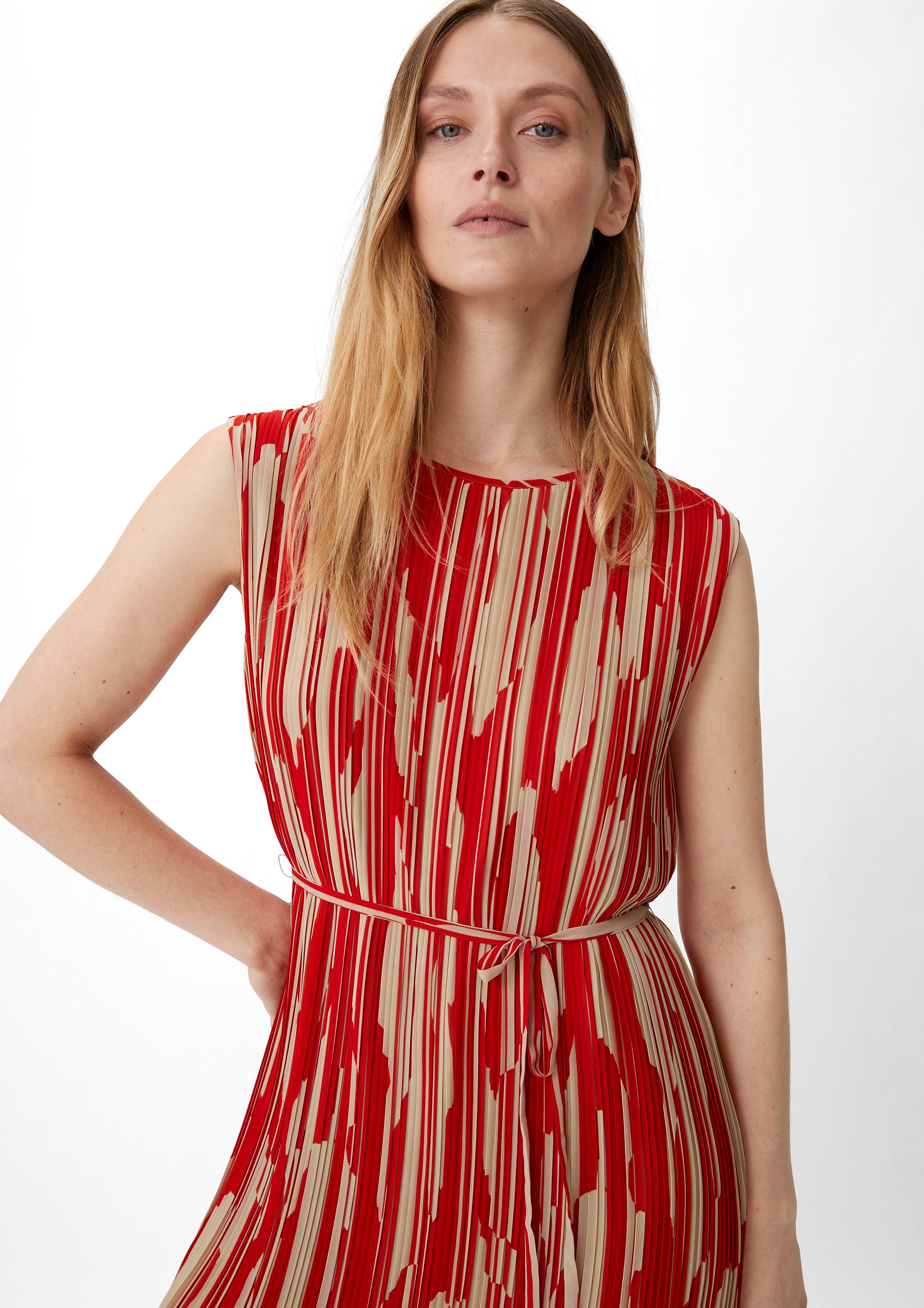 Comma Minikleid Chiffonkleid mit Plisseefalten günstig online kaufen