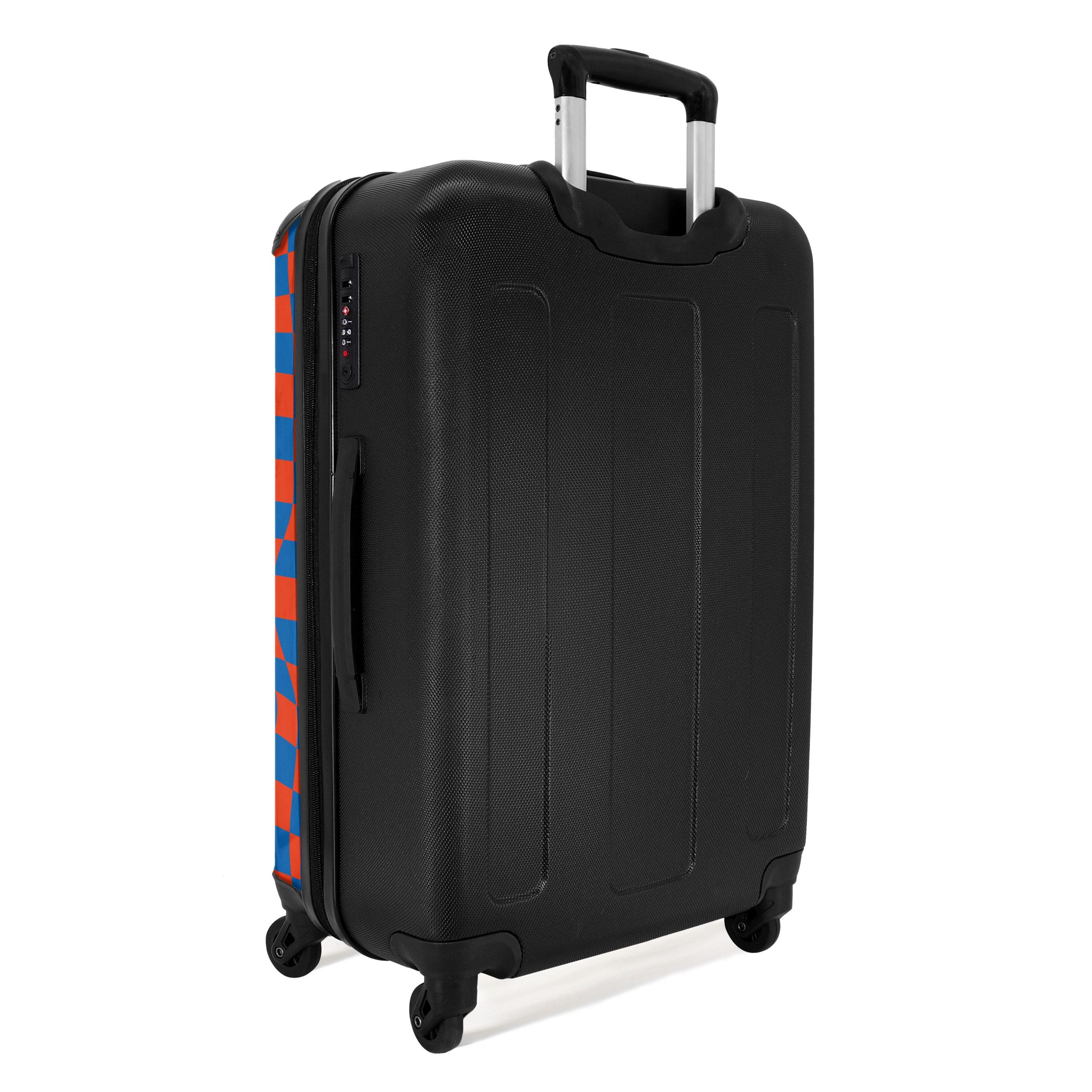 NoBoringSuitcases.com© Hartschalen-Trolley Gewellter rot-blau karierter Druck 67 cm - 72 L, 4 Rollen, Rollkoffer für Männer, Reisekoffer, Trolley für 20kg
