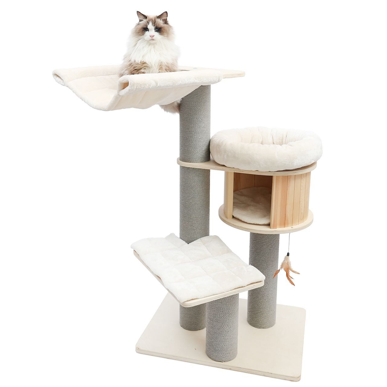 Canadian Cat Company Kratzbrett Remy 130 cm, mit Holzhöhle und Liegeflächen, Kratzsäulen Ø15