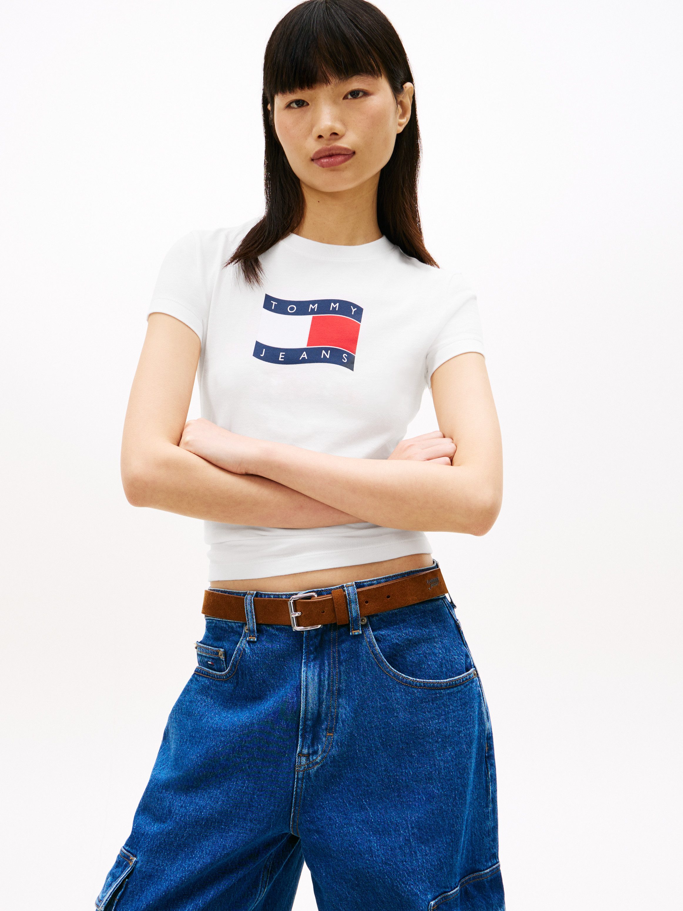 Tommy Jeans T-Shirt TJW SLIM WAVY FLAG TEE EXT mit Rundhalsausschnitt