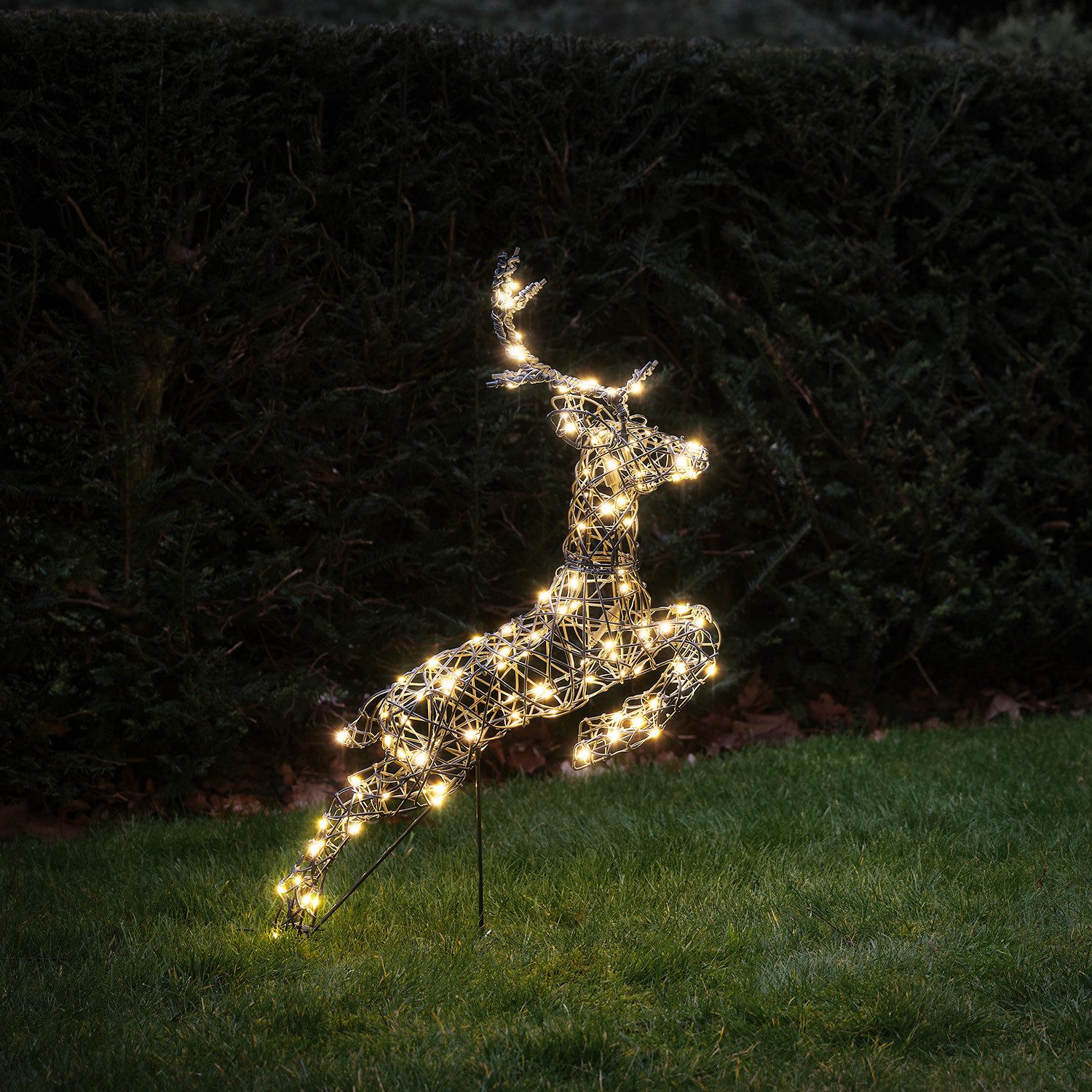 Lights4fun LED-Dekofigur Springendes LED-Rentier Hirsch M Harlow
