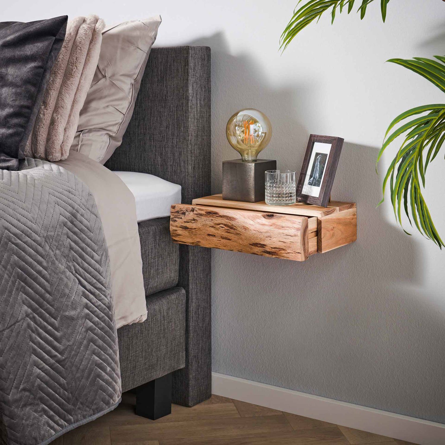 Maison ESTO Nachttisch 2er Set Nachttisch Baumstamm hängend (2er-Set), Baumstamm-Optik