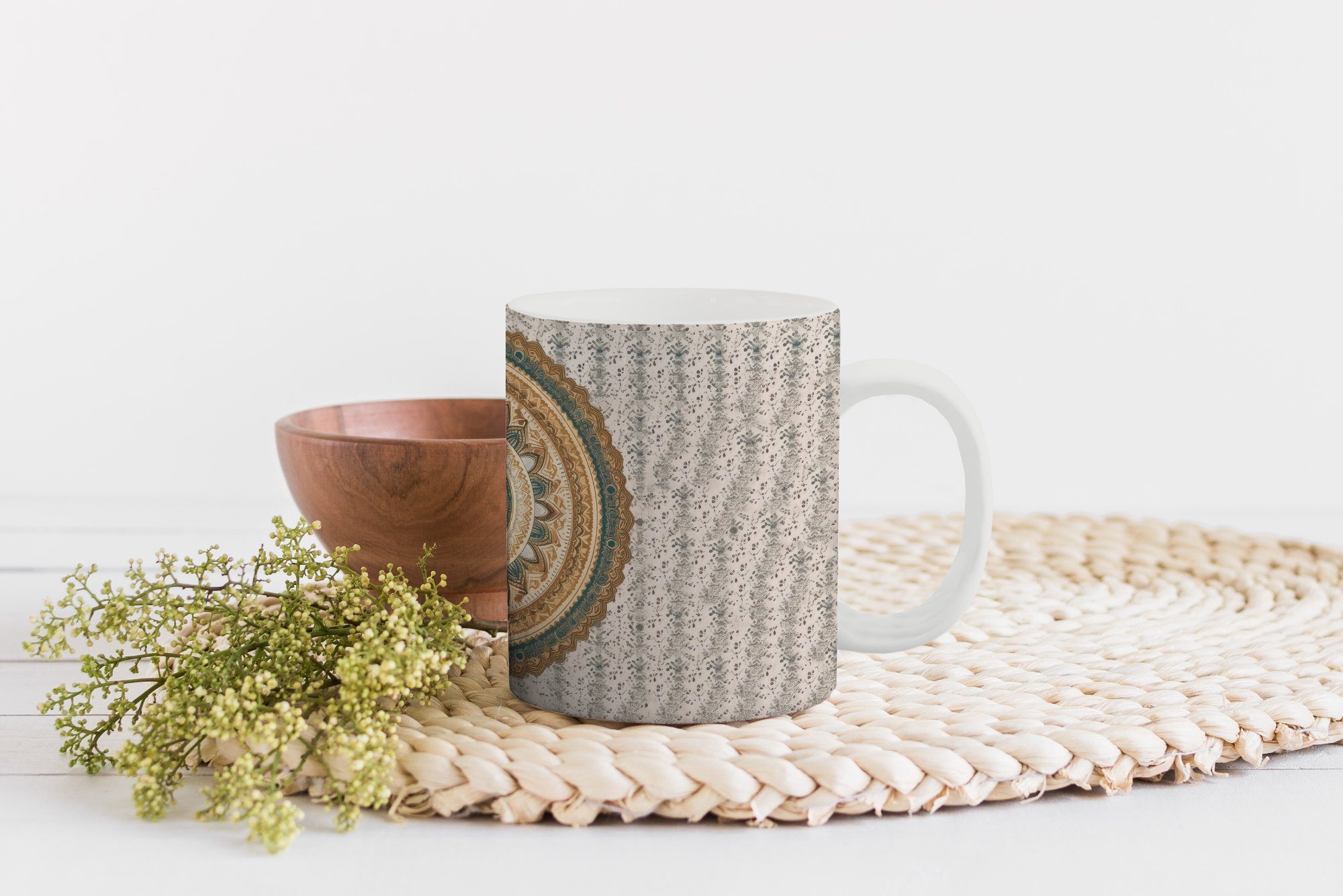 MuchoWow Tasse Teetasse, Hippie, Vintage - Blumen - - Kaffeetassen, Geschenk Becher, - Braun Mandala Keramik, Teetasse