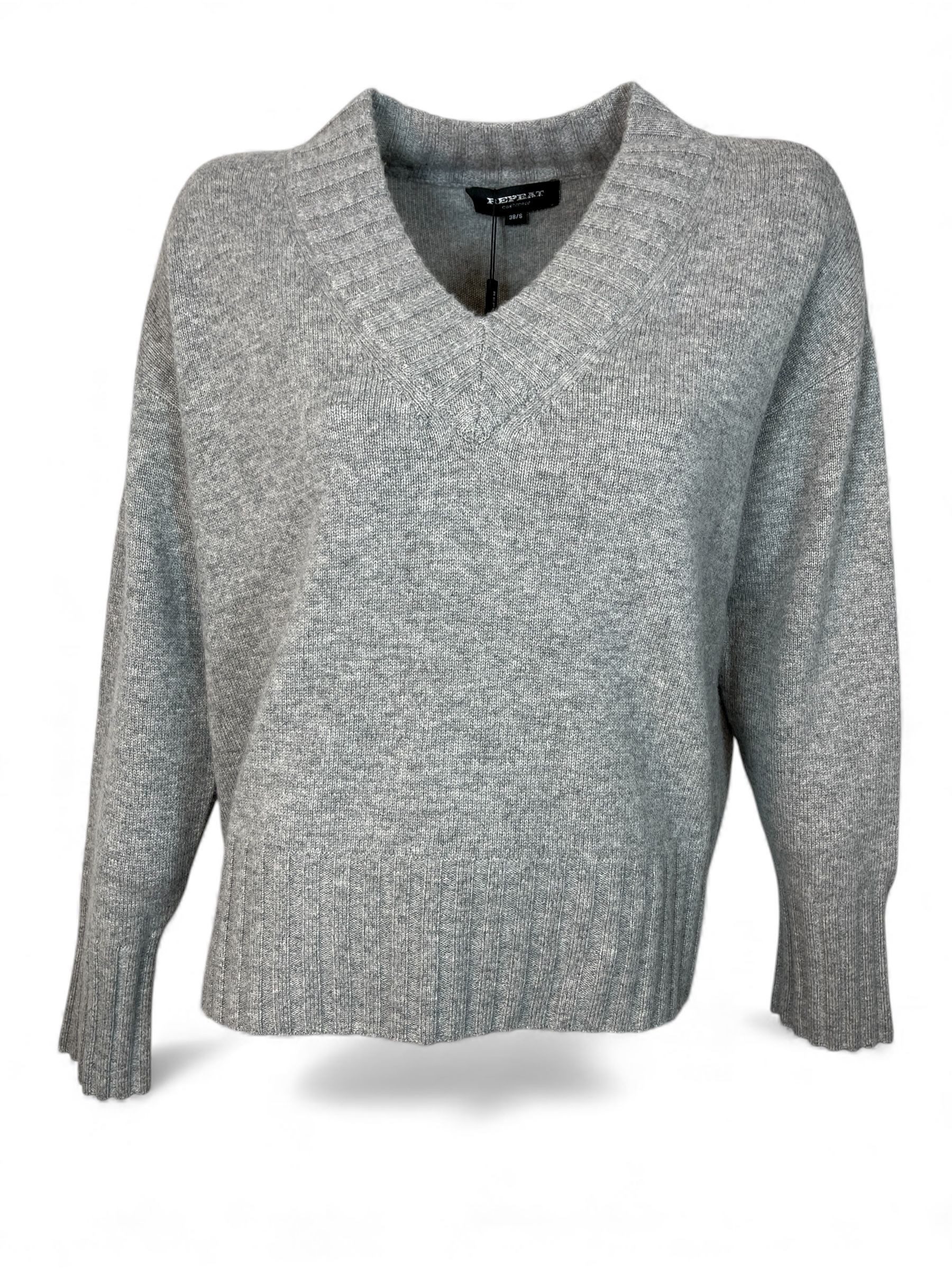 REPEAT Cashmere V-Ausschnitt-Pullover