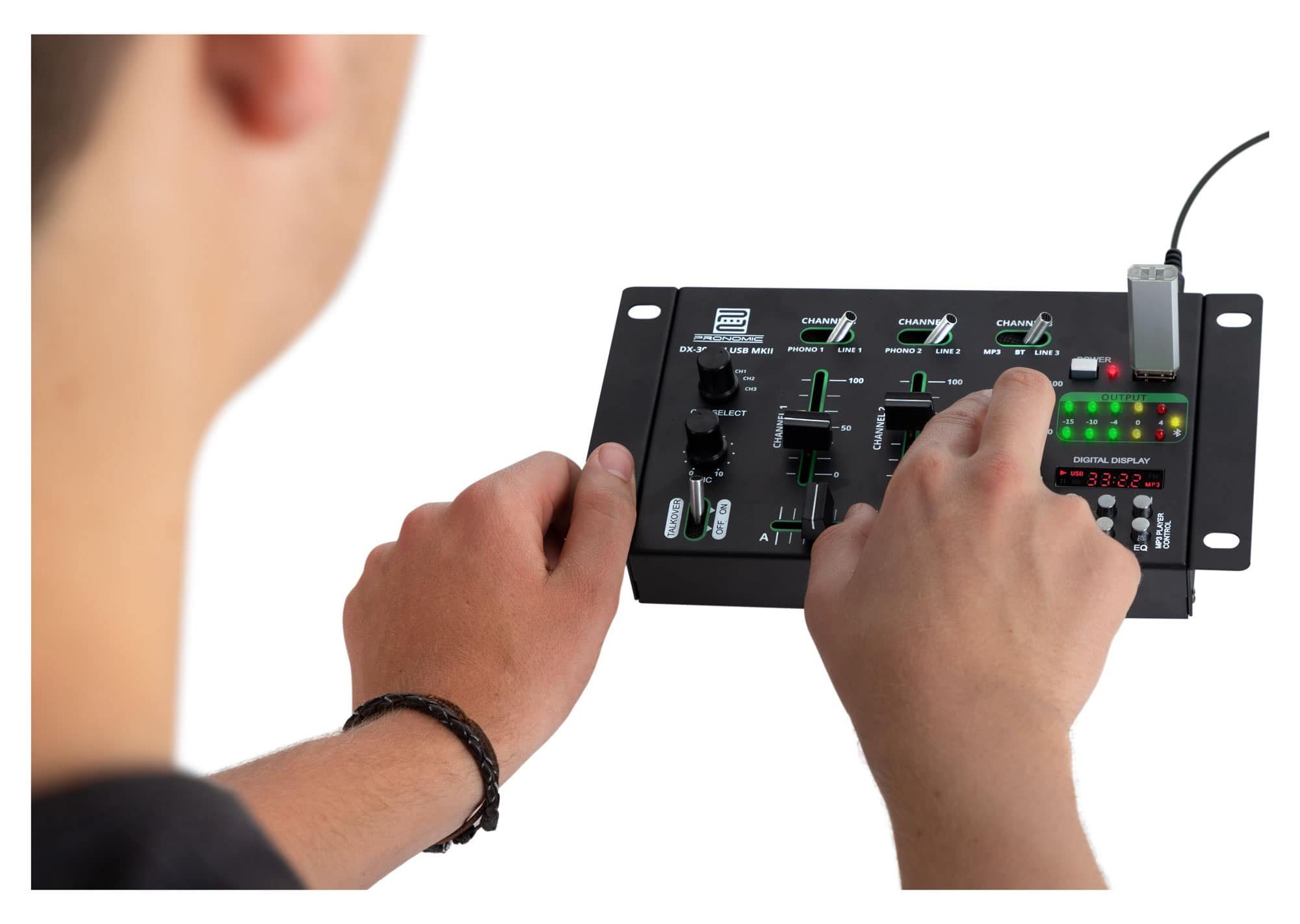 Pronomic DJ Controller DX-30BTU USB MKII DJ-Mixer - Bluetooth - 3 Kanäle - Cue-Funktion, (Talkover-Funktion), Hochqualitativer USB/MP3/Bluetooth-Player