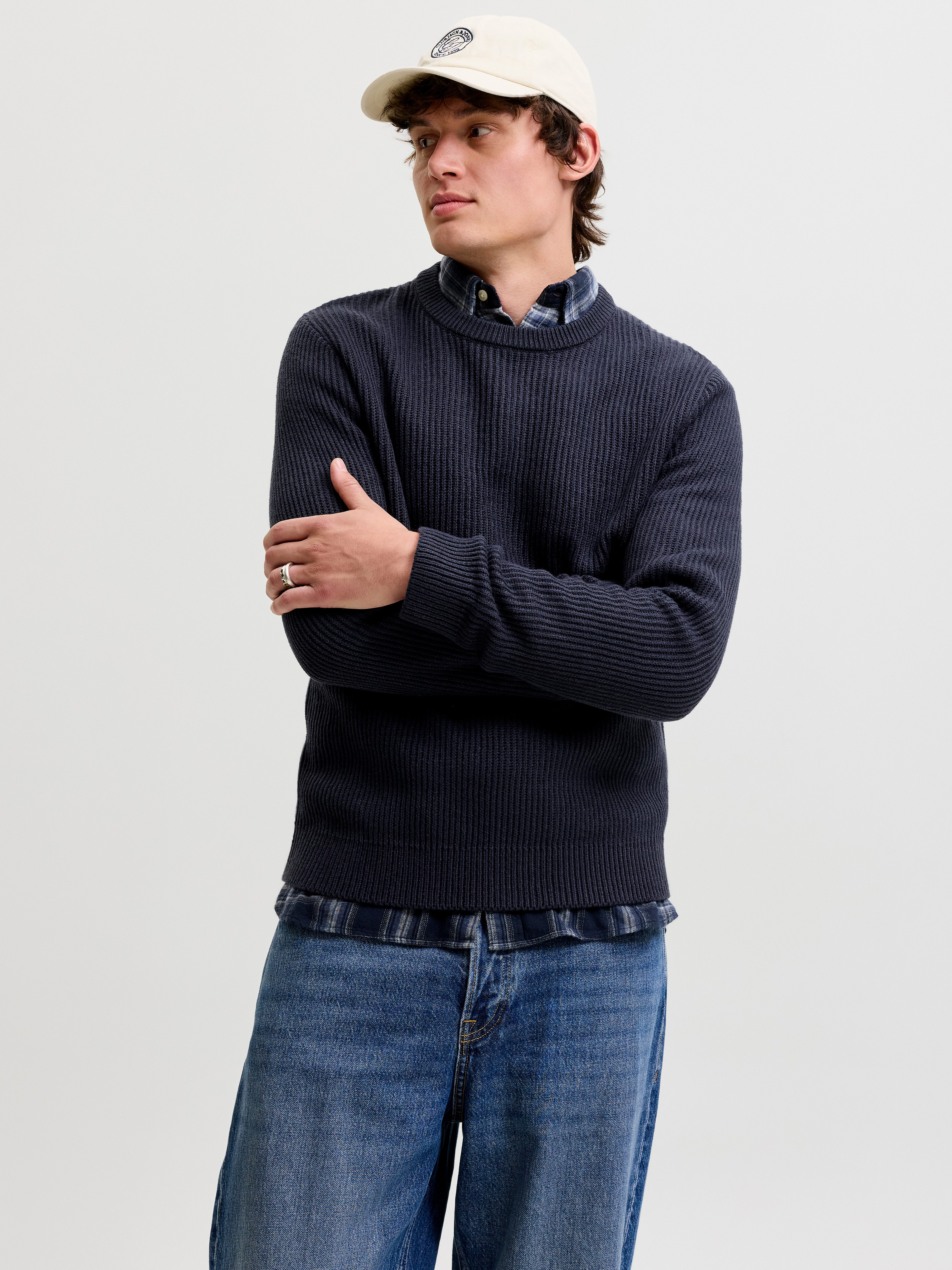 Jack & Jones Rundhalspullover JJPANNEL KNIT CREW NECK AW26 Materialmix, regular fit