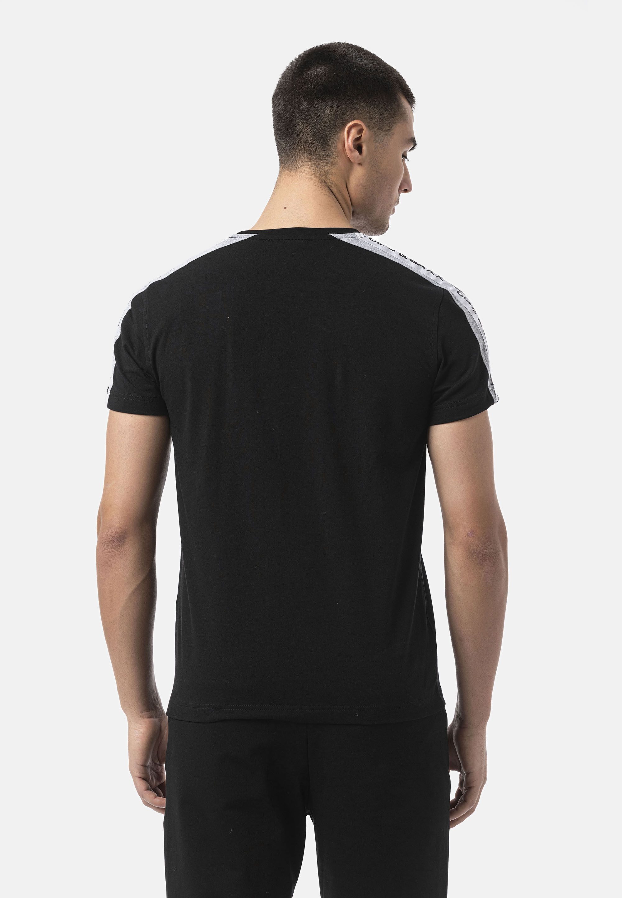Cipo & Baxx T-Shirt CT815 Mit Logo-Schriftzug