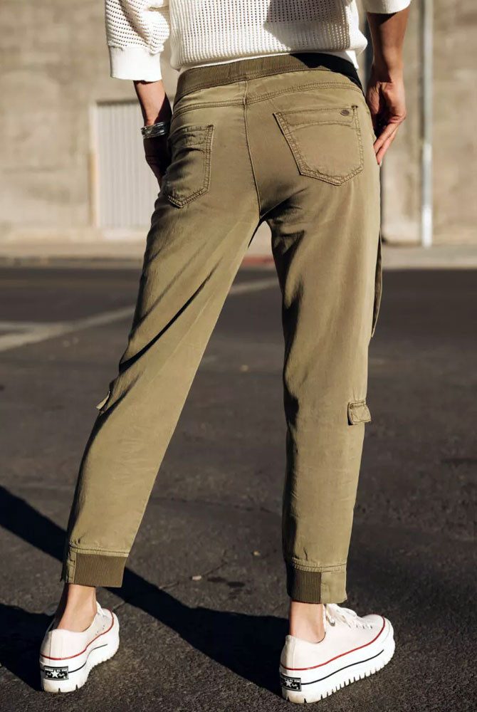 Freeman T. Porter Cargohose Celine Jazz deep lichen green Elastikbund mit Tunnelzug – Bild 5 von 5