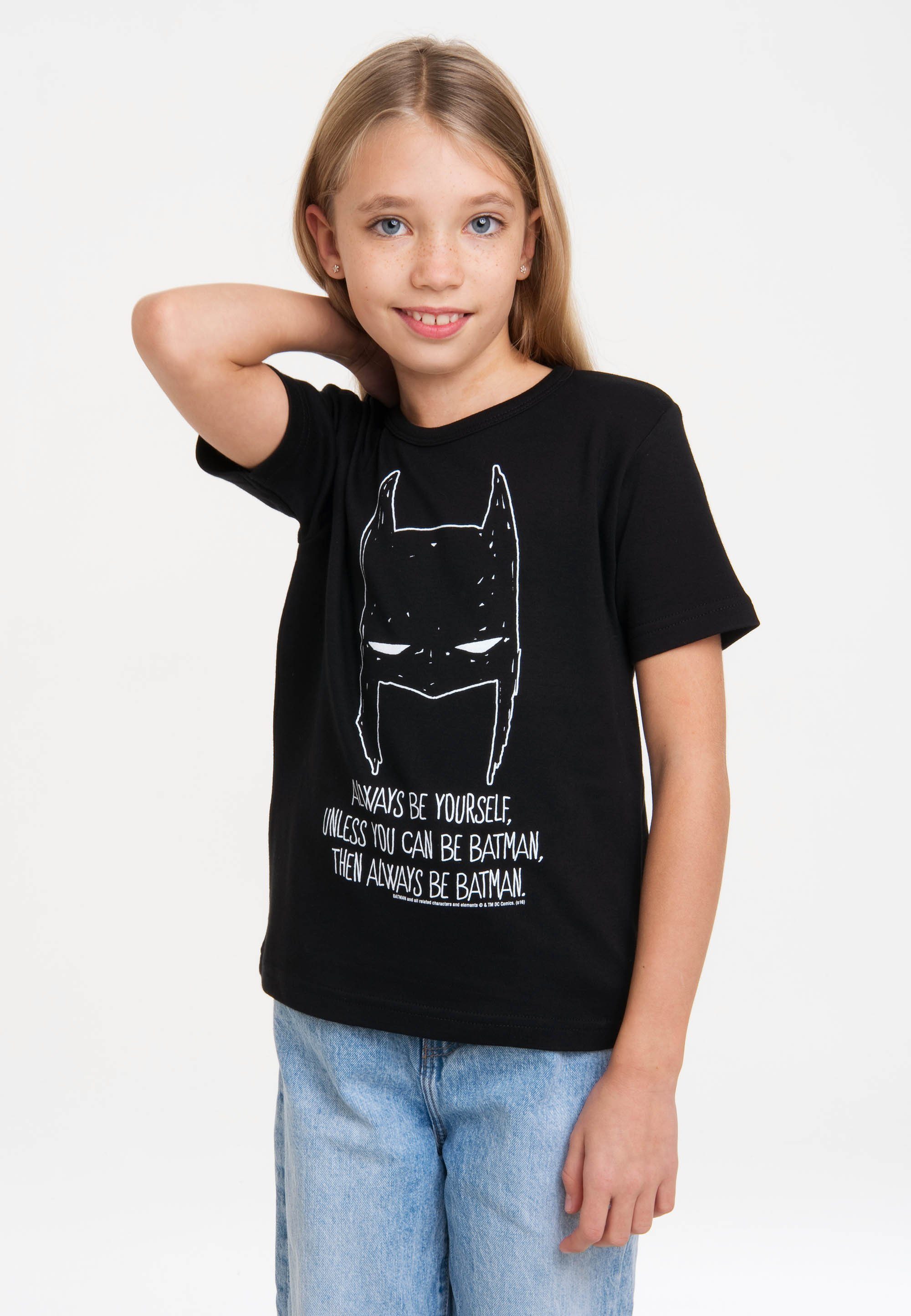 LOGOSHIRT T-Shirt DC - Batman-Print mit coolem Yourself Be Batman - Always