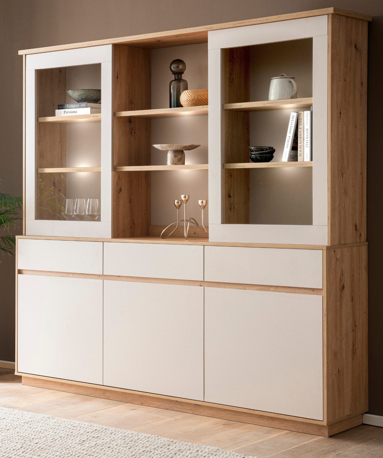 Furn.Design Buffet Kiruma (Buffetschrank in Kaschmir / Sand und Artisan Eiche, 5-türig, 202 x 199 cm) 15 Fächer und 3 Schubkästen, Soft-Close-Funktion