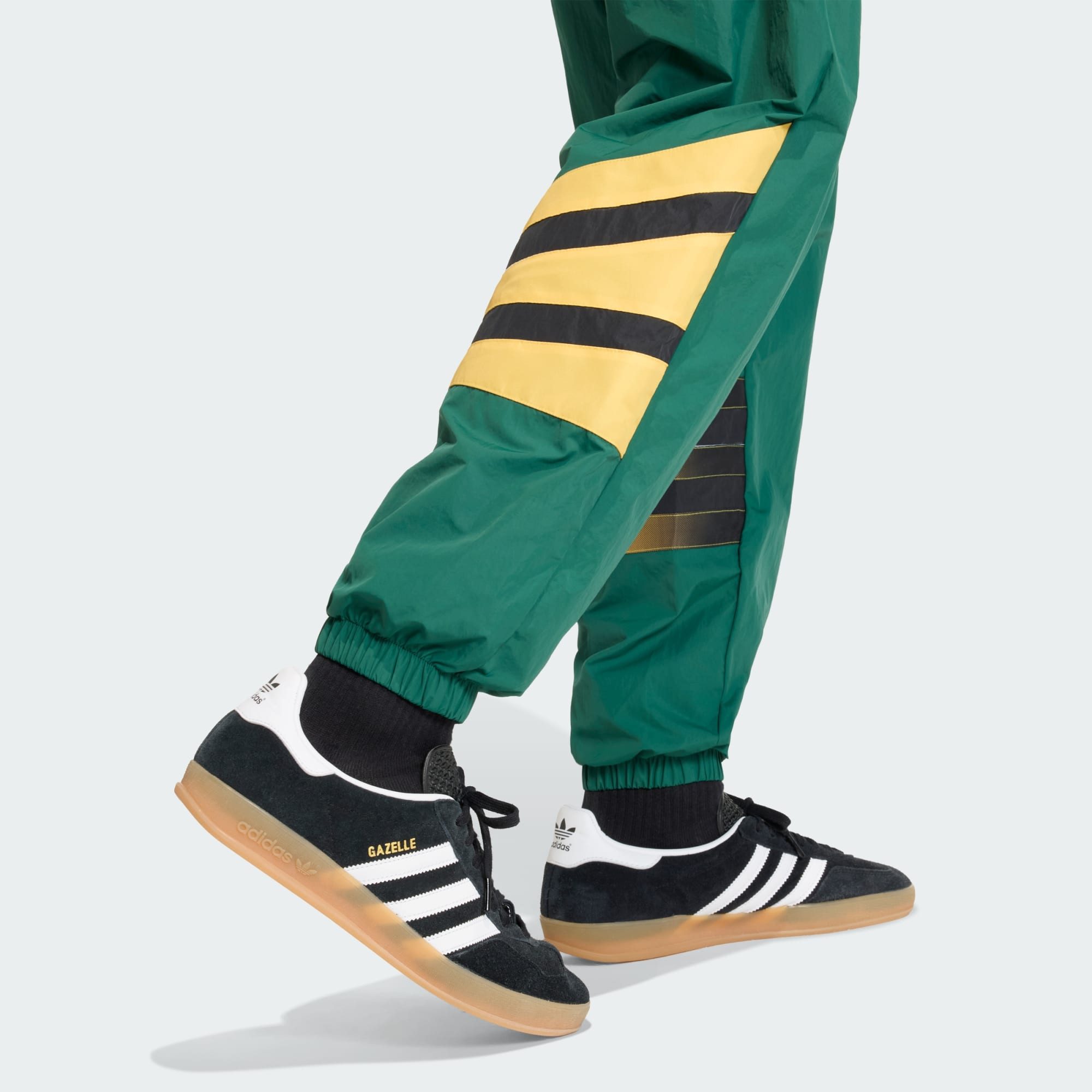 adidas Originals Trainingshose SANTIAGO TRAININGSHOSE. (1-tlg)