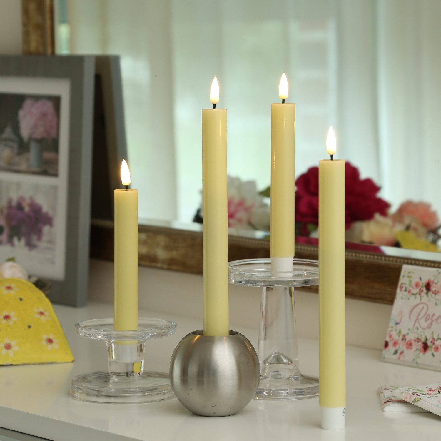 Deluxe Homeart LED-Kerze LED Stabkerzen Mia Tafelkerzen Echtwachs flackernd H: 15cm gelb 2Stk, LED Classic, warmweiß (2100K bis 3000K)