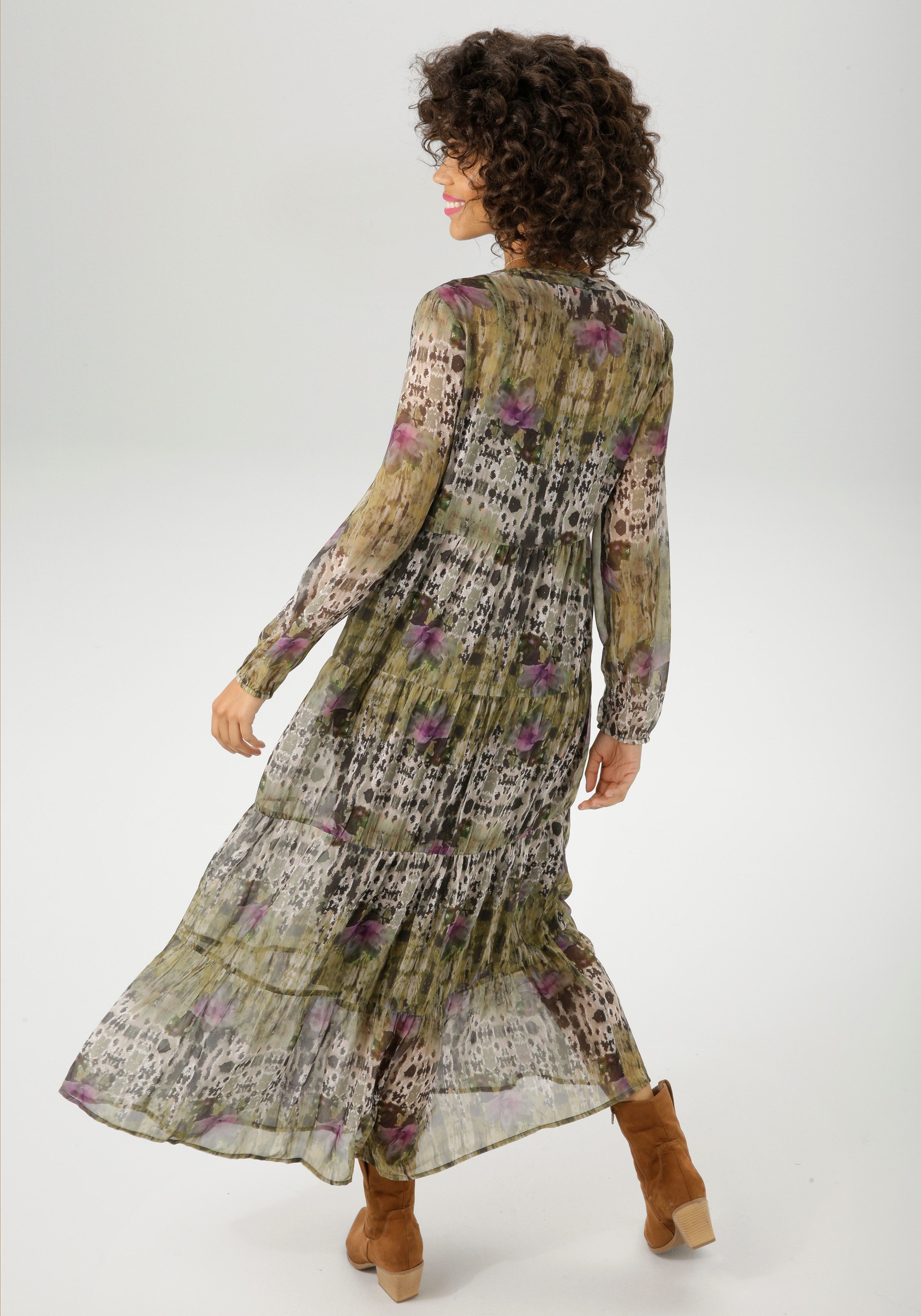 Aniston CASUAL Maxikleid (mit Unterkleid) mit Batik-Blüten im grafischen Dr günstig online kaufen