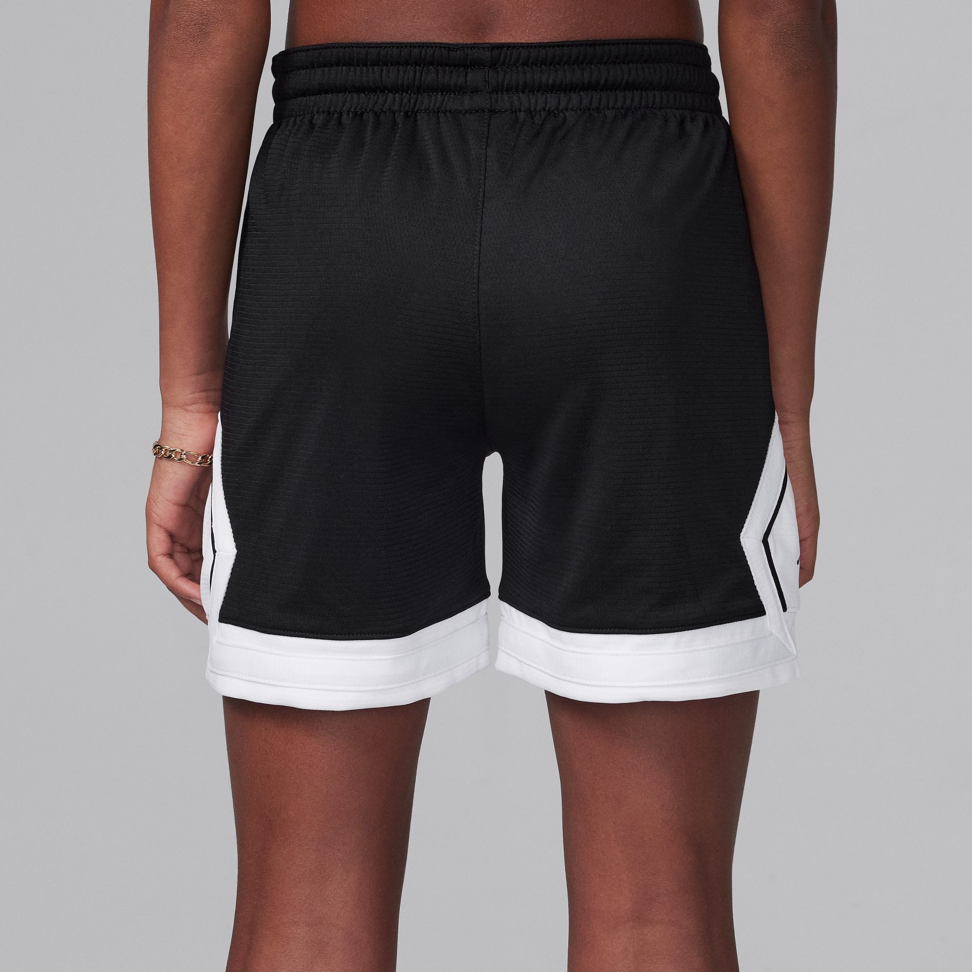 Jordan Trainingsshorts JDG WJ SPORT DIAMOND SHORT für Kinder, mit Diamant-Seiteneinsätzen, aus Mesh-Gewebe