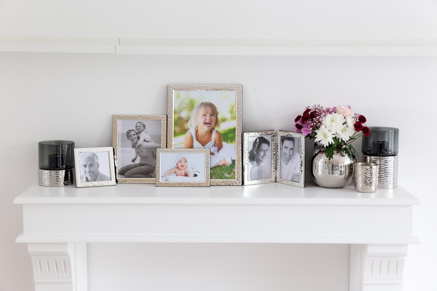 EDZARD Kerzenhalter Cosmo, Kerzenleuchter, Edelstahl mit Silber-Optik, H 18 cm, L 11,5 cm