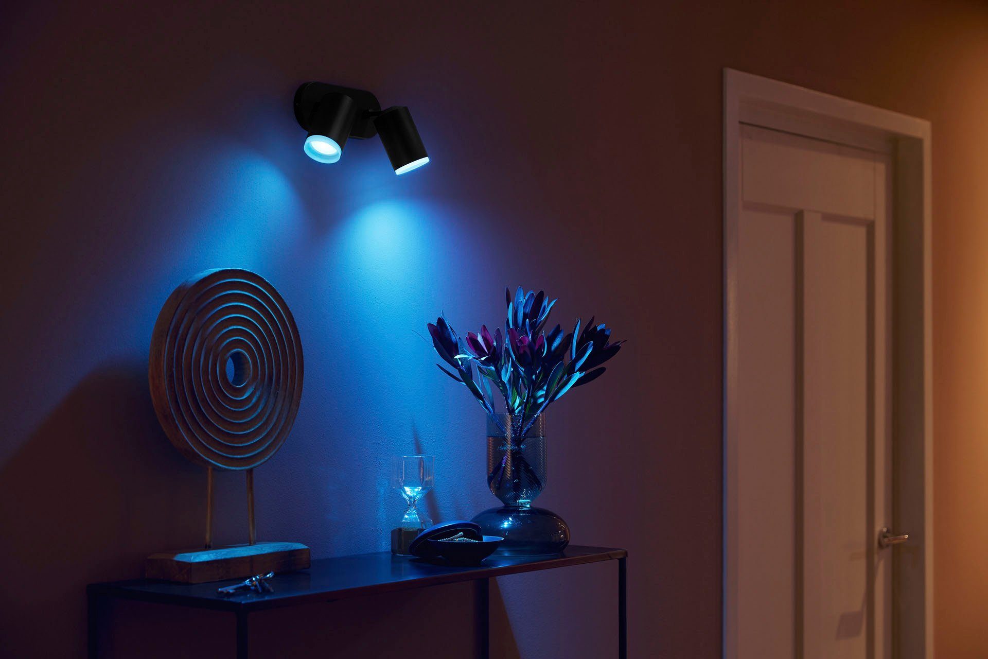 Philips Hue LED Fugato, Leuchtmittel Flutlichtstrahler Farbwechsler wechselbar, Dimmfunktion