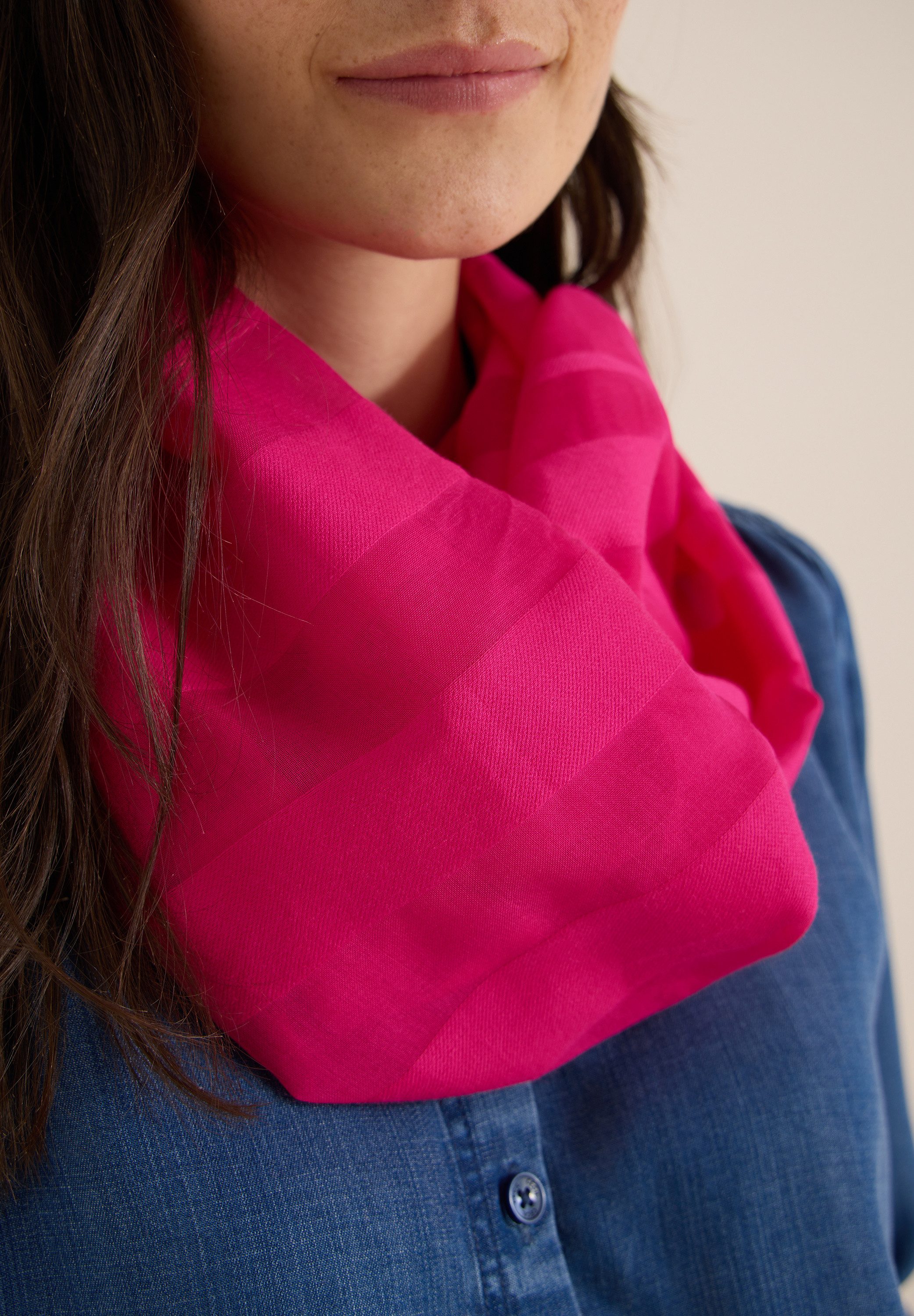 CECIL Loop, aus softem Materialmix