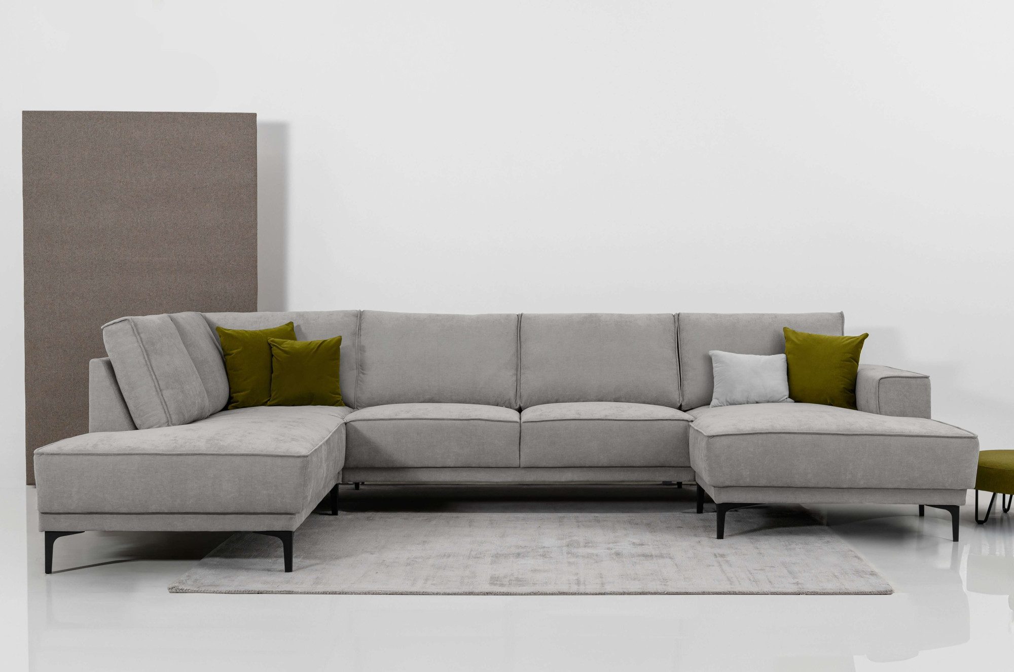 Places of Style Wohnlandschaft XXL Sofa Oland, Struktur, Flachgewebe, Luxus-Microfaser, Boucle, U-Form, 345 cm, Wellenunterfederung, Skandi-Design, Metallfüße