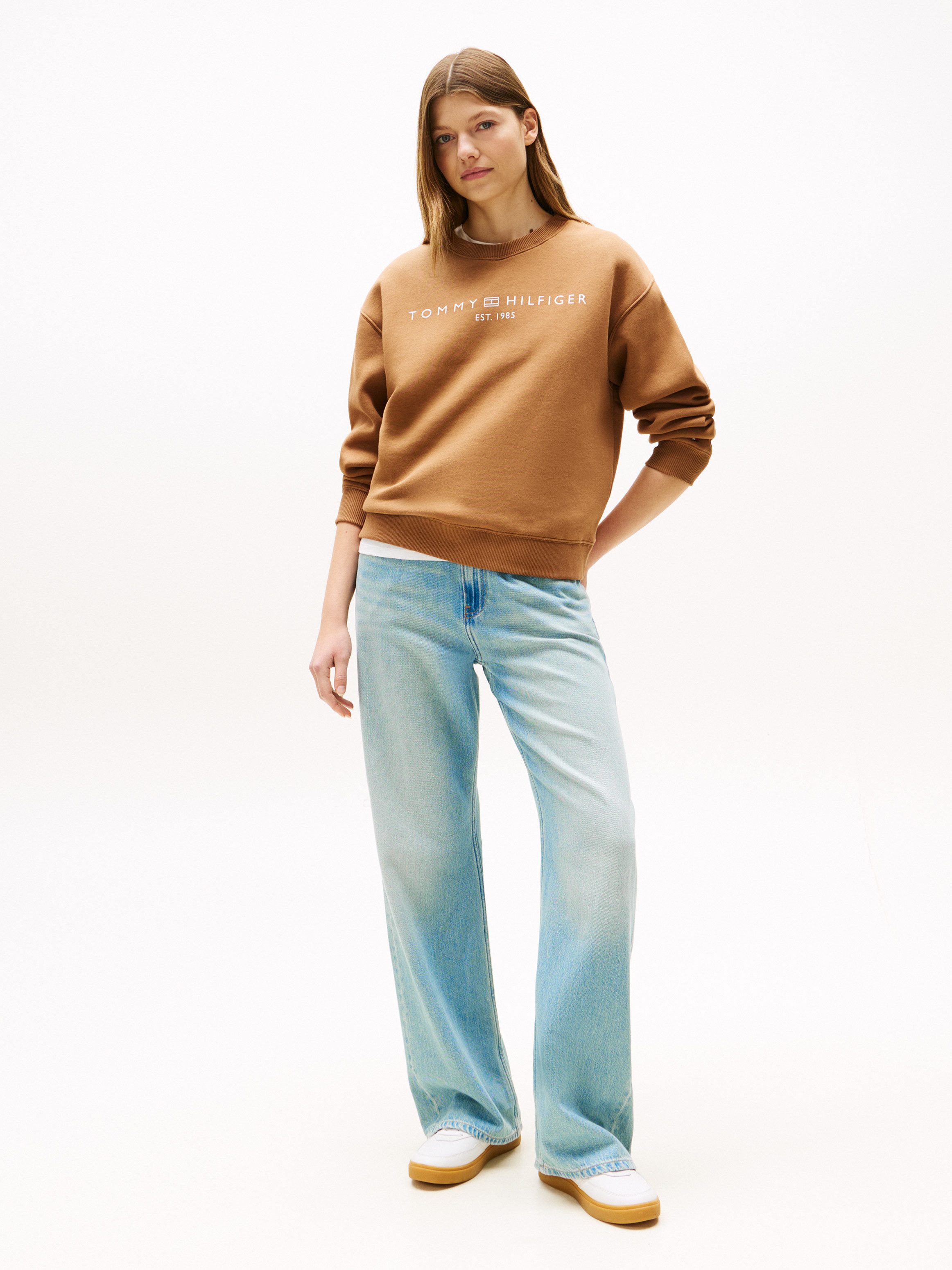 Tommy Hilfiger Sweatshirt MDRN REG CORP LOGO C-NK SWTSHRT mit Logoschriftzu günstig online kaufen