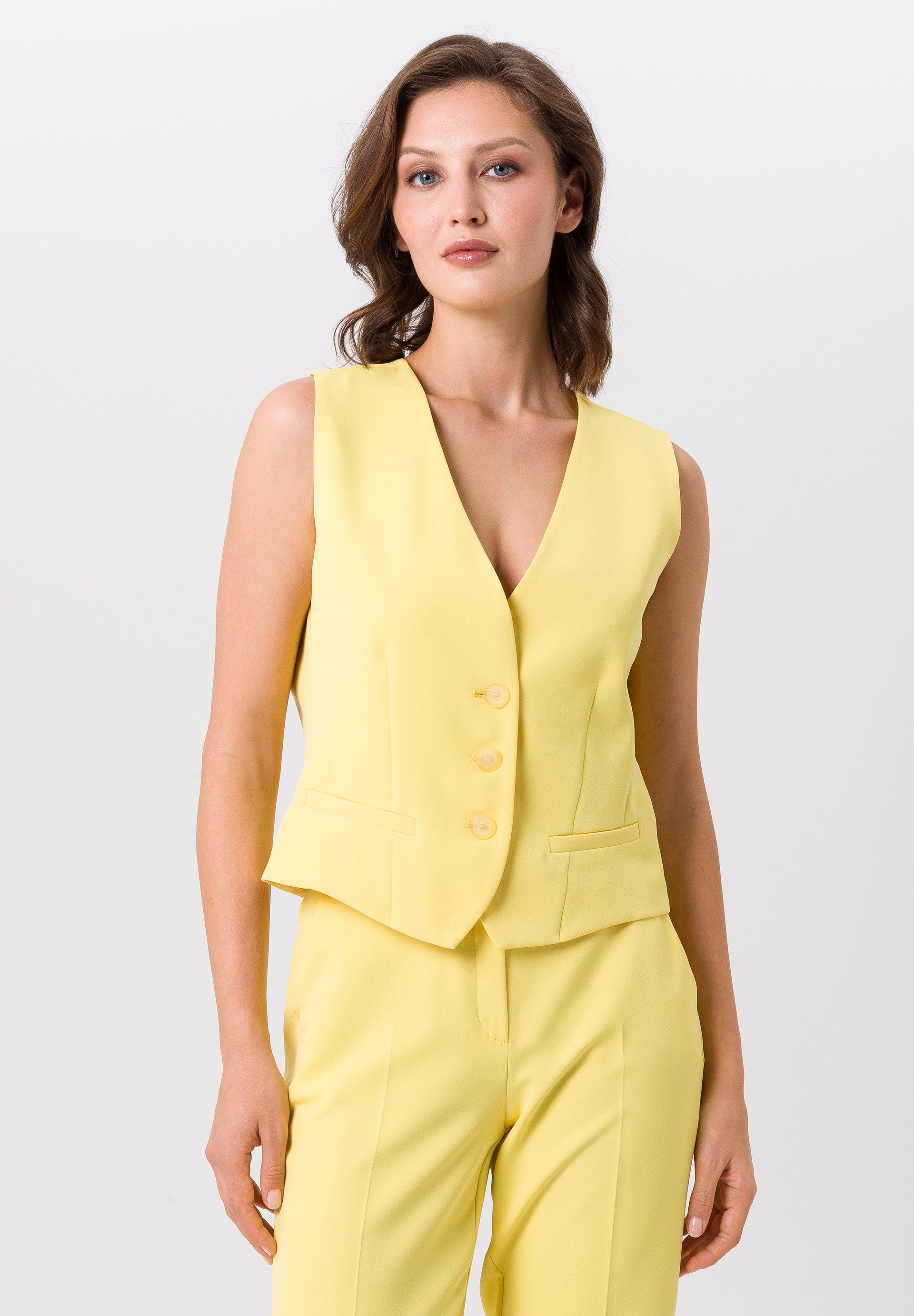 TUZZI Kurzweste mit Taillenriegel hinten günstig online kaufen