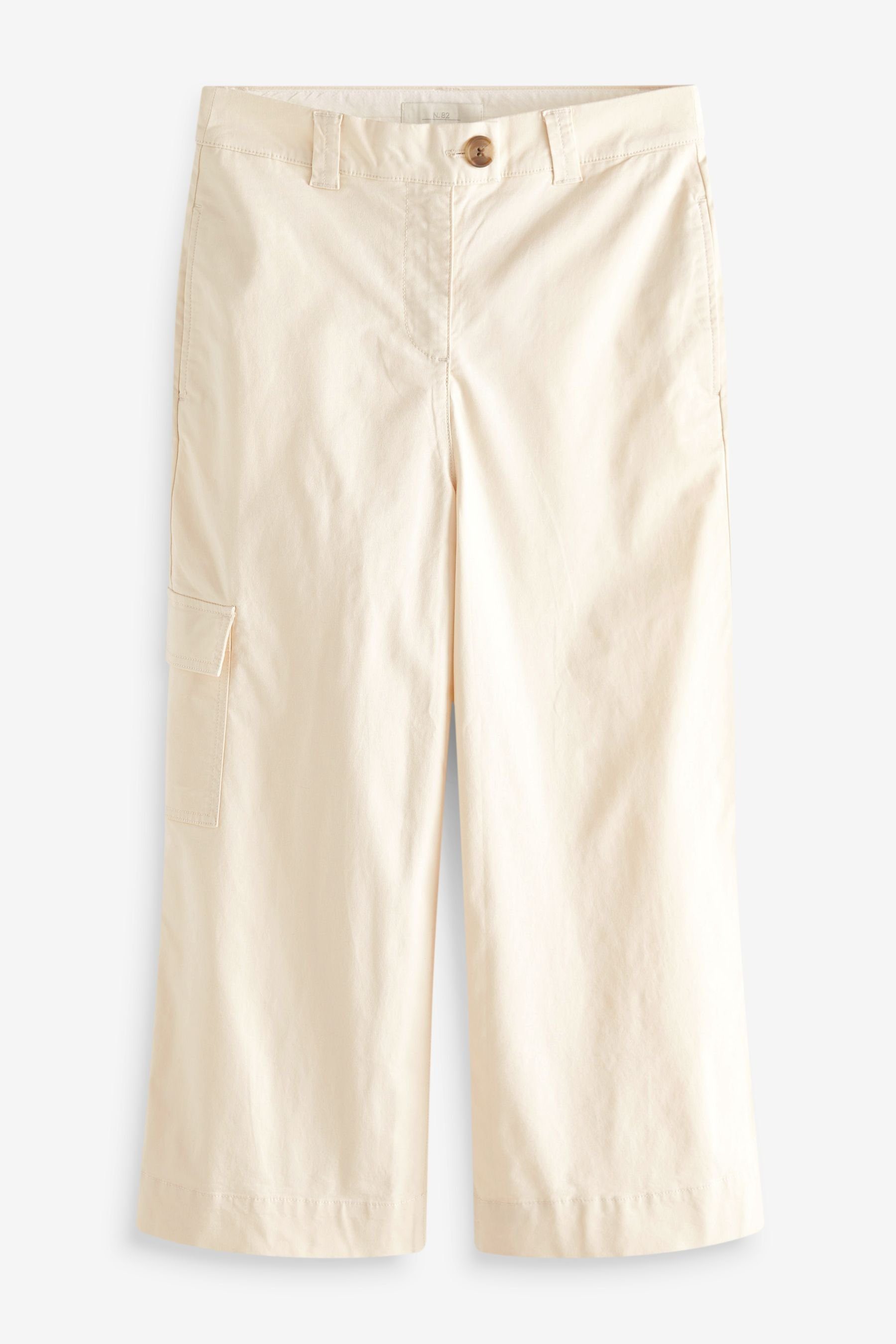 Next Chinohose Kürzere Utility-Chinohose mit Baumwolle, Petite (1-tlg) Stone Cream