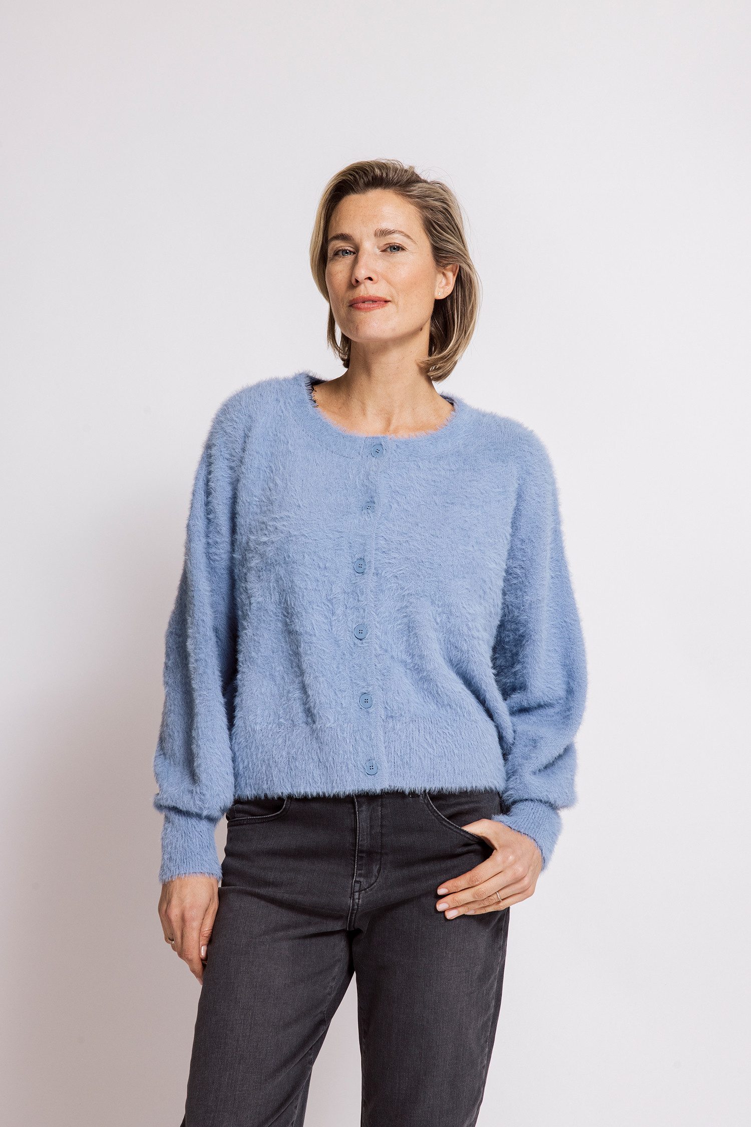 Zhrill Cardigan MASA mit Rundhals und Knopfleiste
