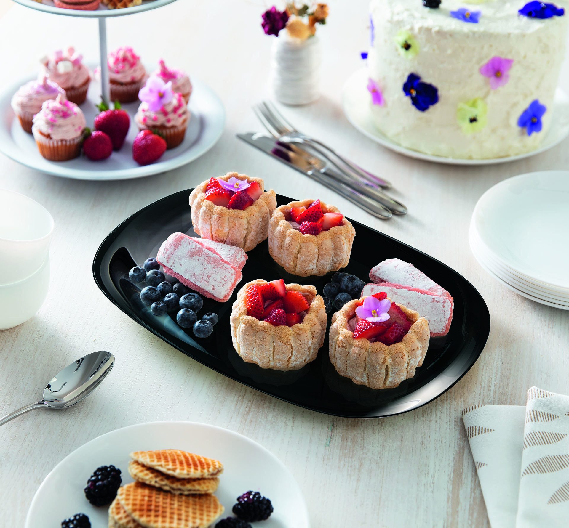 CreaTable Barbecueteller Italien Party Schwarz, (6 St)