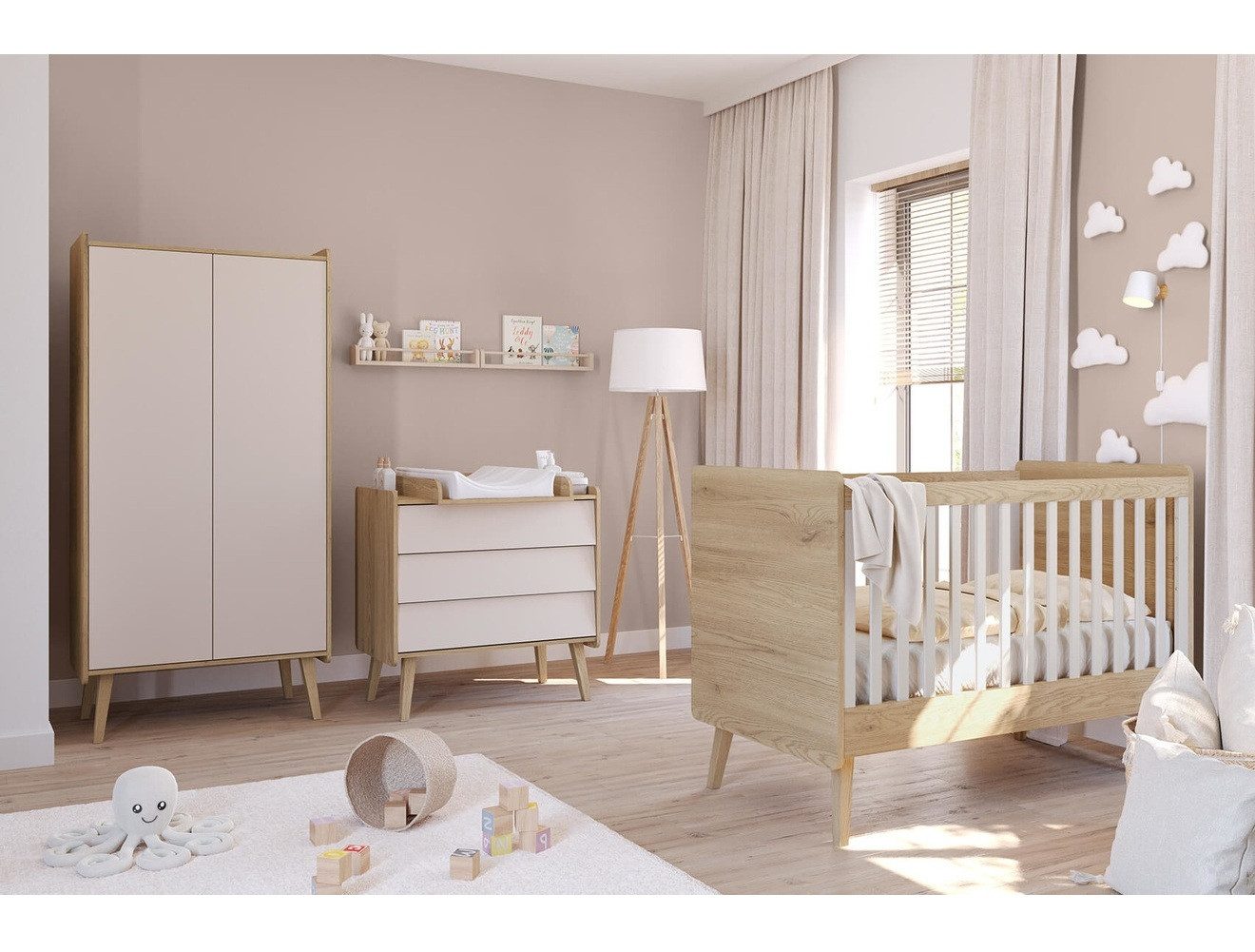 QMM TraumMöbel Babyzimmer-Komplettset Babyzimmer Vienna fresh komplett Set A, (Set, 4-tlg., Schrank 2-türig, Kommode plus Wickelaufsatz, Baby- / Kinderbett 140x70)