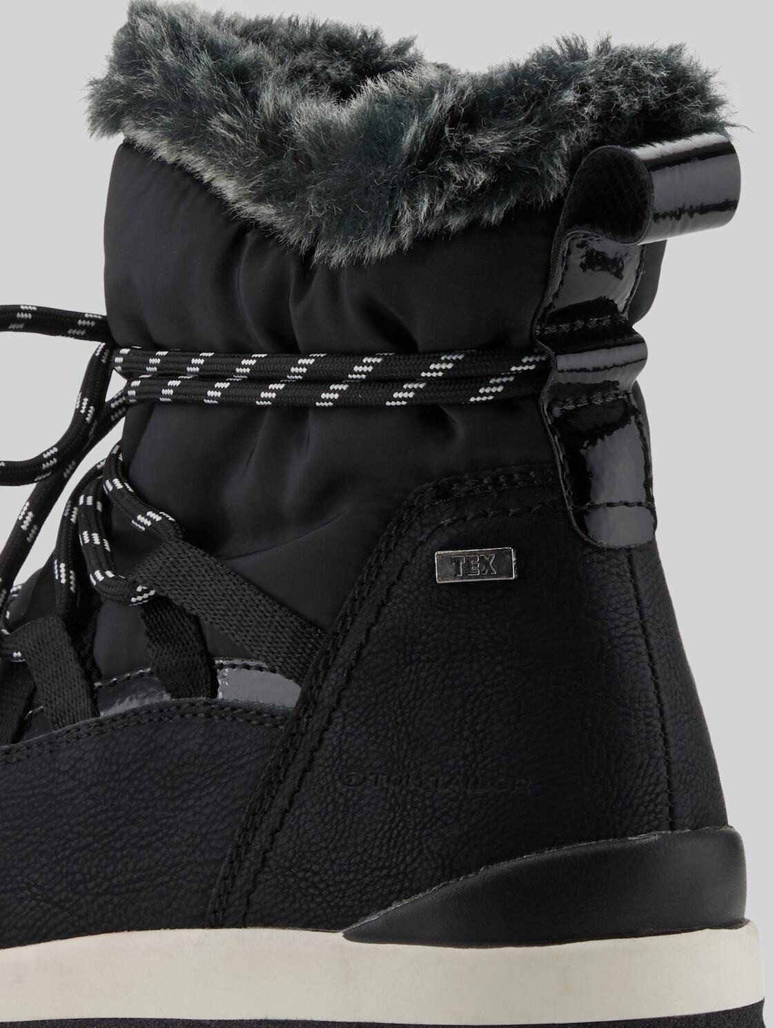 TOM TAILOR Shoes Licence Winterboots Gefütterte Stiefel mit Plateau