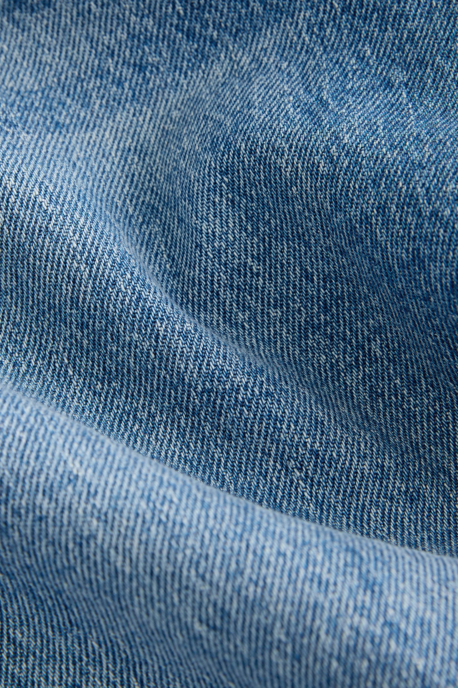 Next Mom-Jeans Gestufte Mom-Jeans mit Comfort-Stretch (1-tlg)