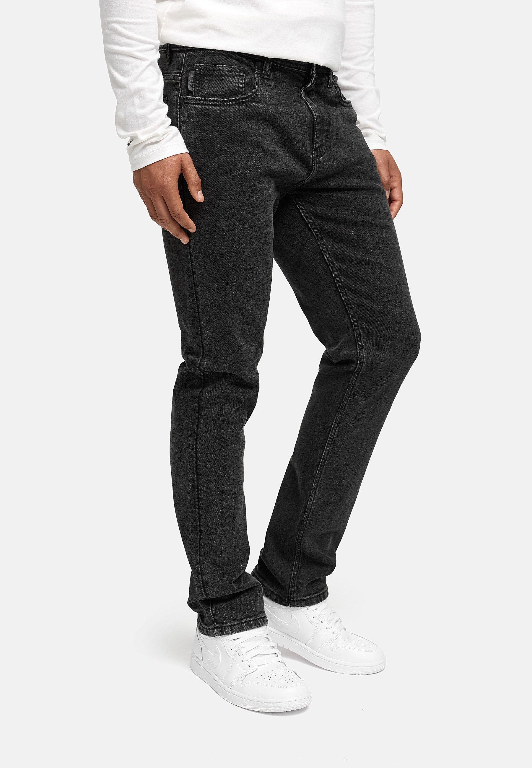Indicode Regular-fit-Jeans Herren INValoy Jeanshose mit Stretch aus Baumwolle Bequeme Jeanshose in Regular Fit mit Stretch-Anteil für hohen Komfort