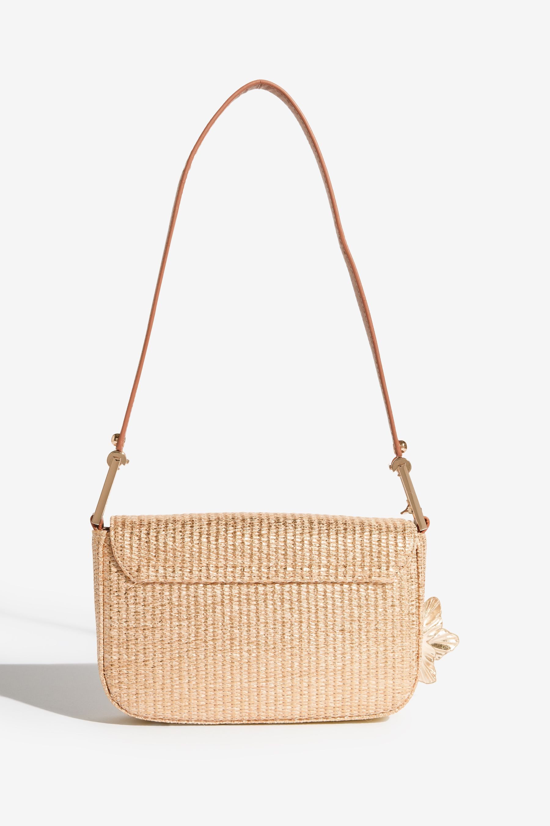 LIPSY Schultertasche Lipsy Schultertasche mit Metallblumen (1-tlg)
