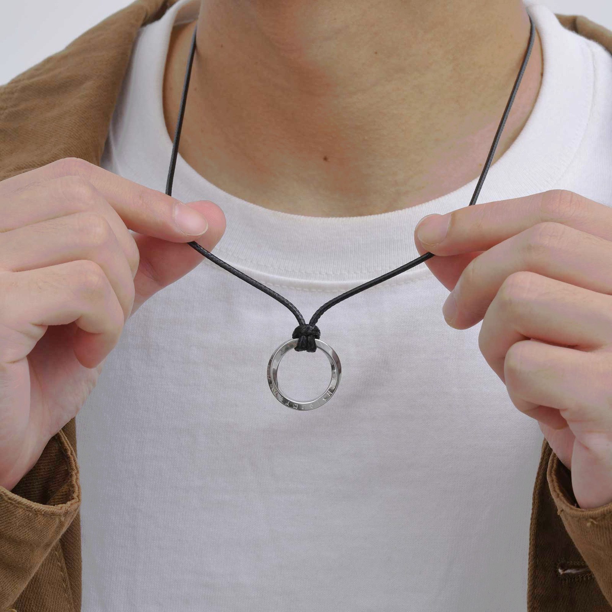 KARMA Kette mit Anhänger Halskette mit Ring Schwarz Silber od. Grau Herren günstig online kaufen