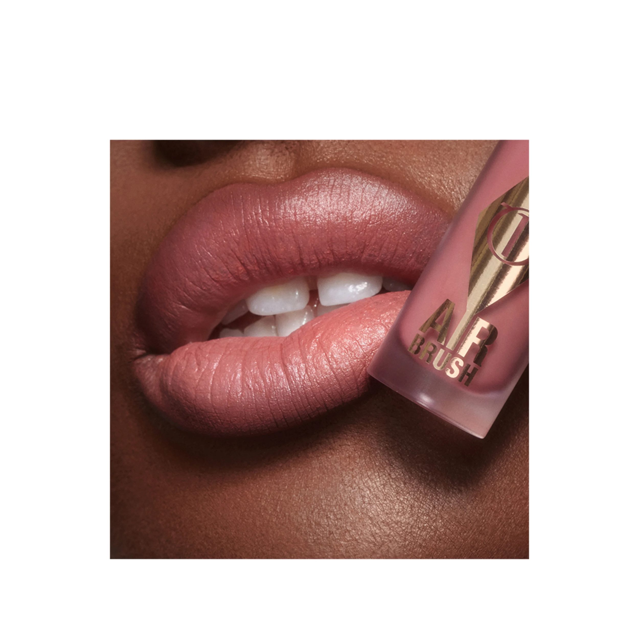 CHARLOTTE TILBURY Lippenstift AIRBRUSH FLAWLESS LIP BLUR Liquid Lipstick, Airbrush Flawless Lip Blur in Pillow Talk Blur