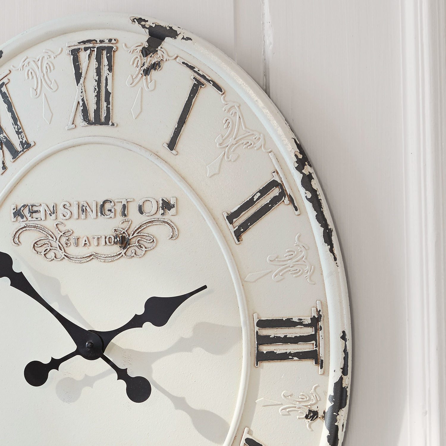 Mirabeau Wanduhr Uhr Soulières antikweiß