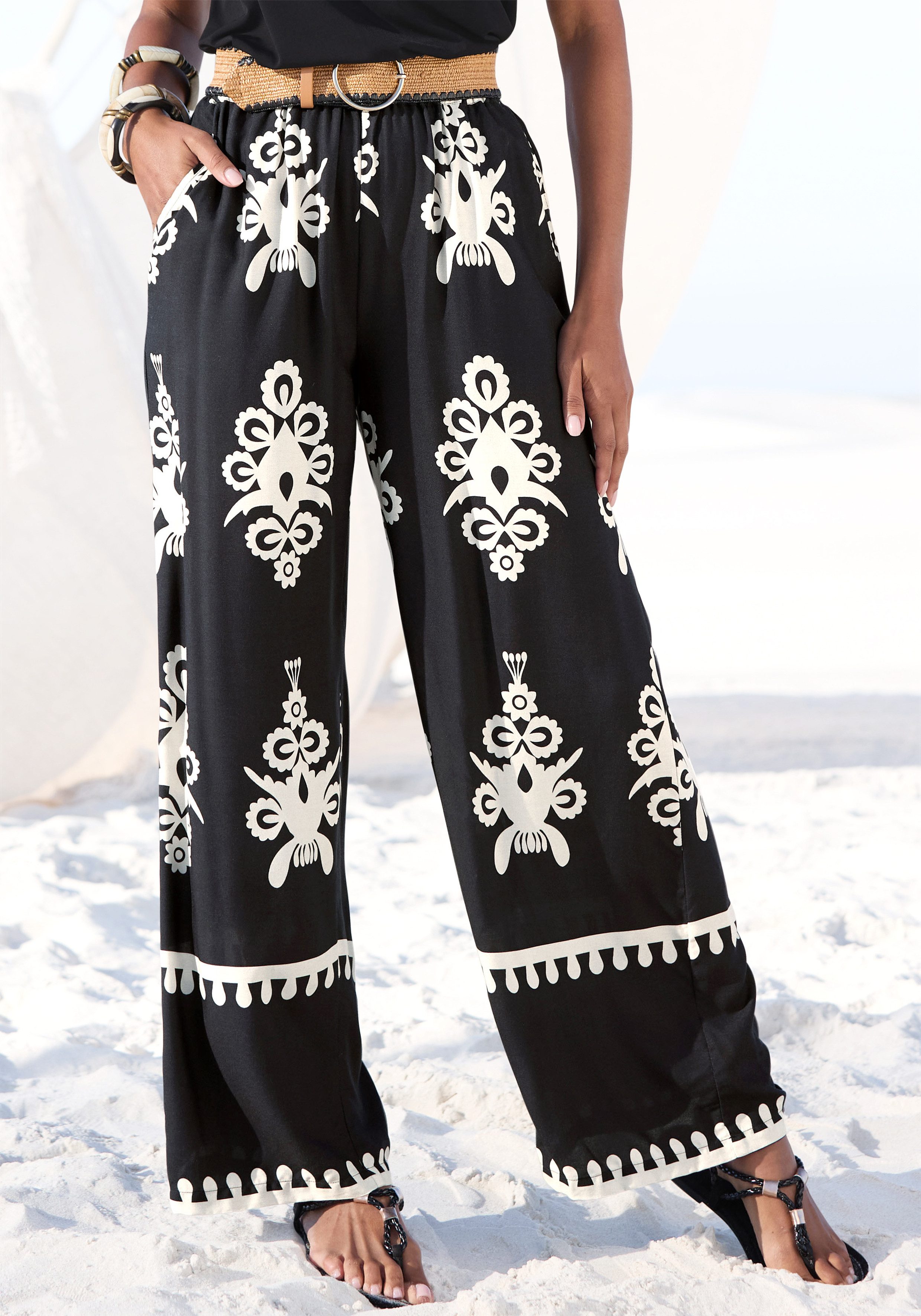 LASCANA Palazzohose mit Ethno-Print und weitem, luftigem Bein leichte Sommerhose aus Webware