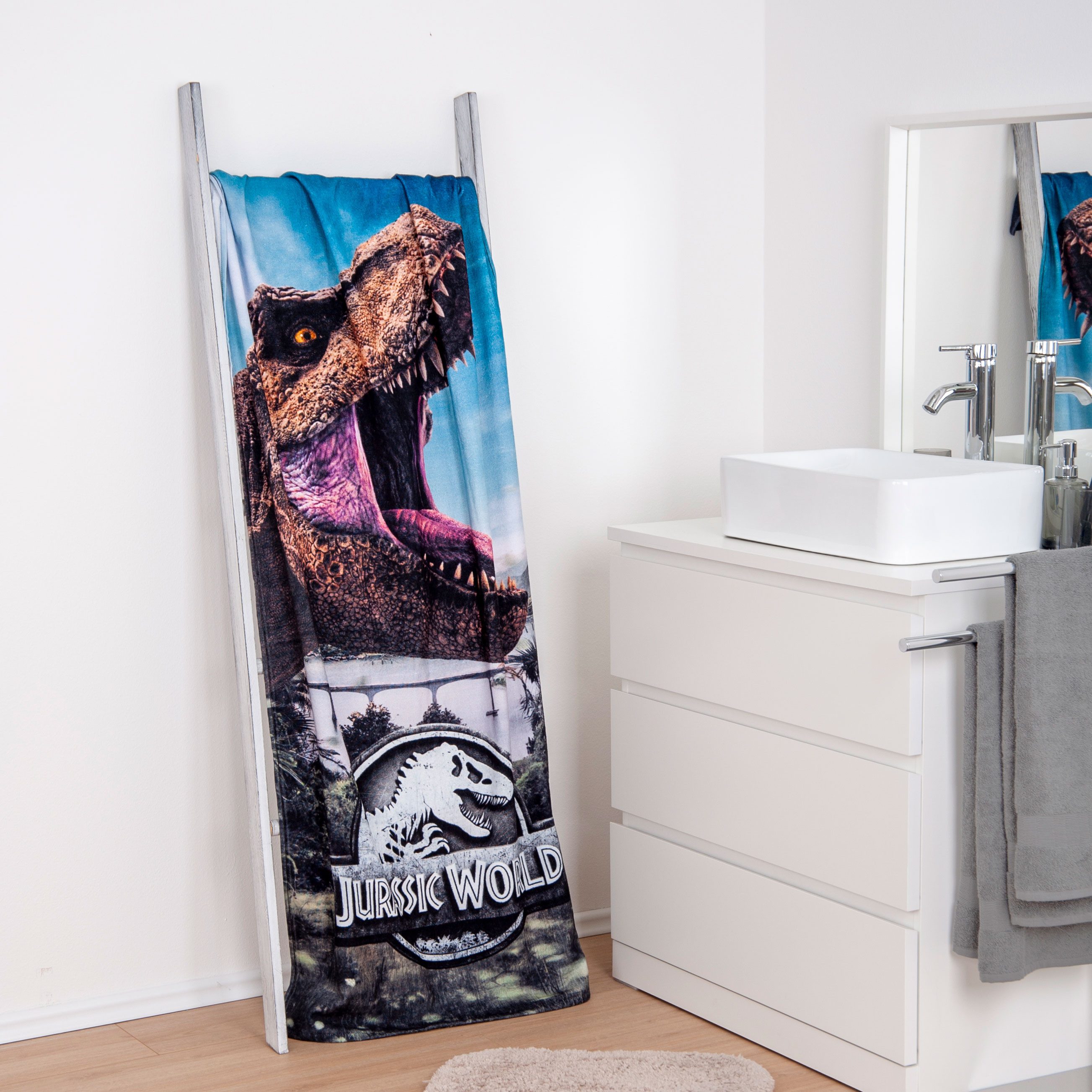 Brilliant Badetuch / Jurassic World / 75x150cm / 100% Baumwolle, 100% Baumwolle