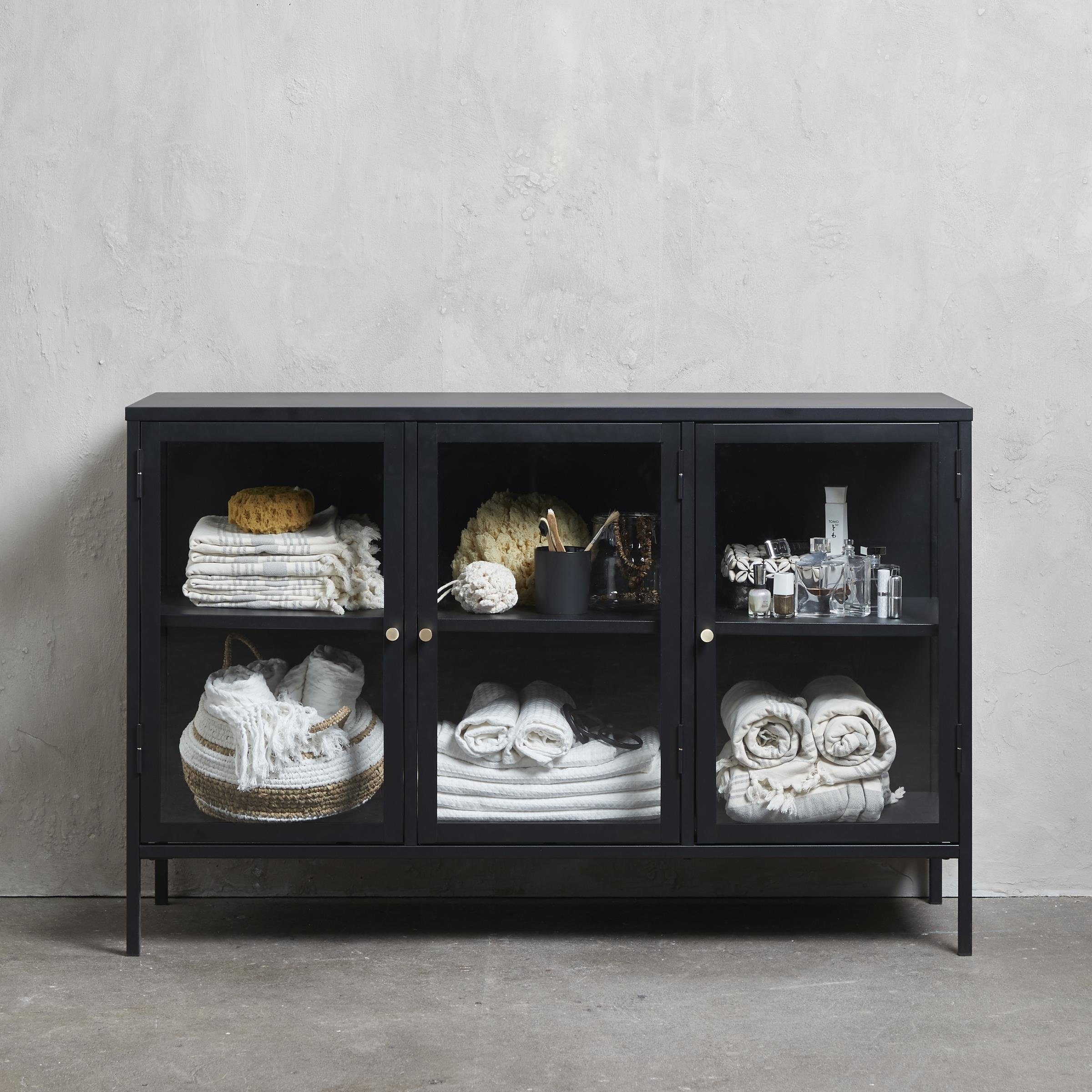 möbelando Vitrine CARMEL (B/H/T: 132x85x40 cm) günstig online kaufen