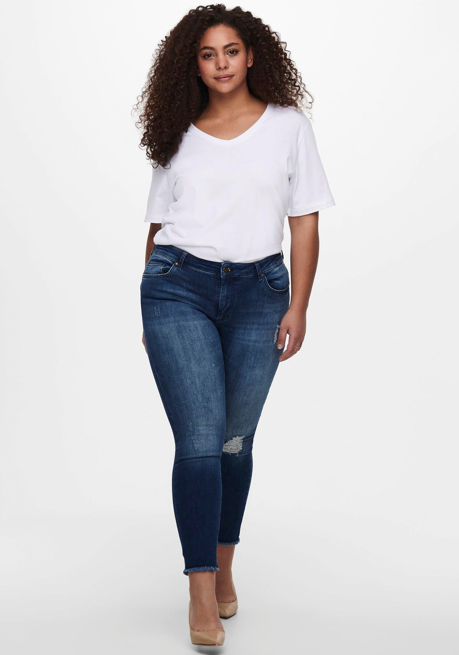 ONLY CARMAKOMA Skinny-fit-Jeans CARWILLY REG SKINNY ANK JEANS mit  Fransensaum, Skinny-fit-Jeans mit Fransensaum von ONLY CARMAKOMA