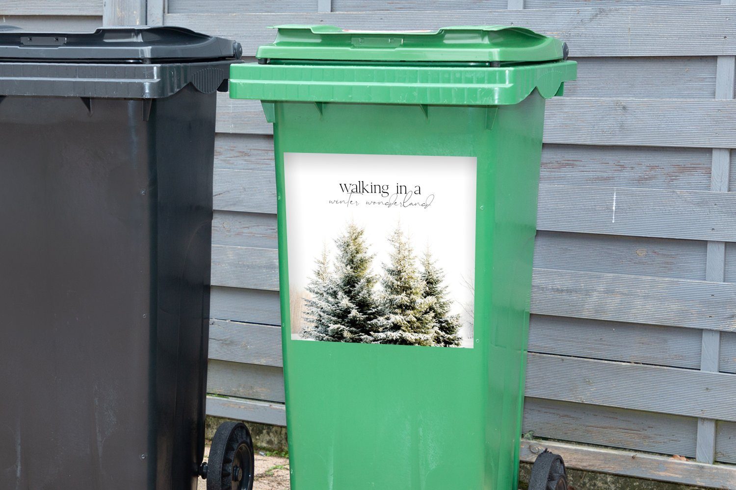 Abfalbehälter St), MuchoWow (1 - Wandsticker Weihnachten Weihnachtsbaum - Mülleimer-aufkleber, Container, Sticker, Winter Mülltonne,