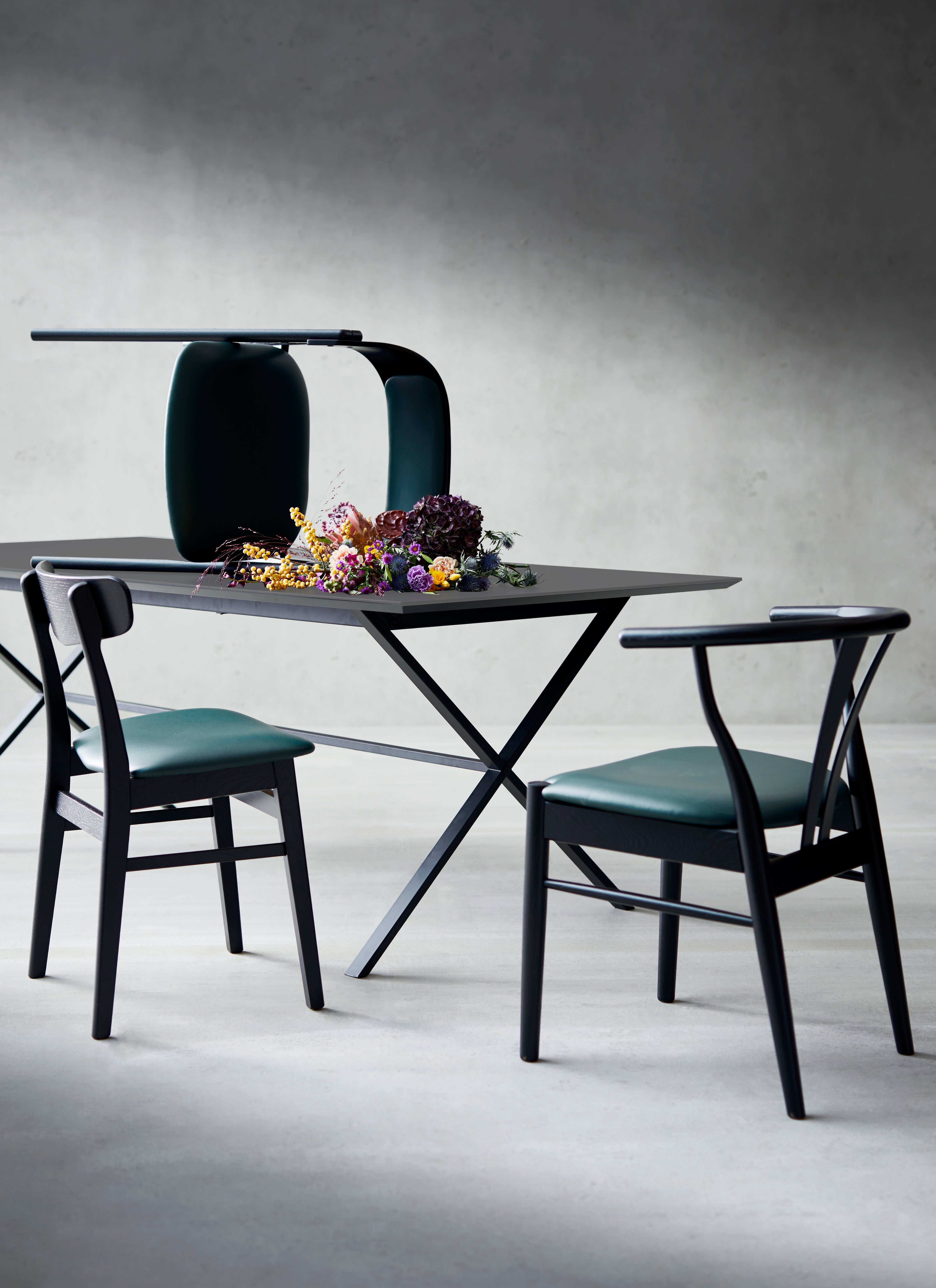 MDF, by Graphit Hammel, rechteckige Hammel Furniture Tischplatte Meza Esstisch gekreuztes Metallgestell