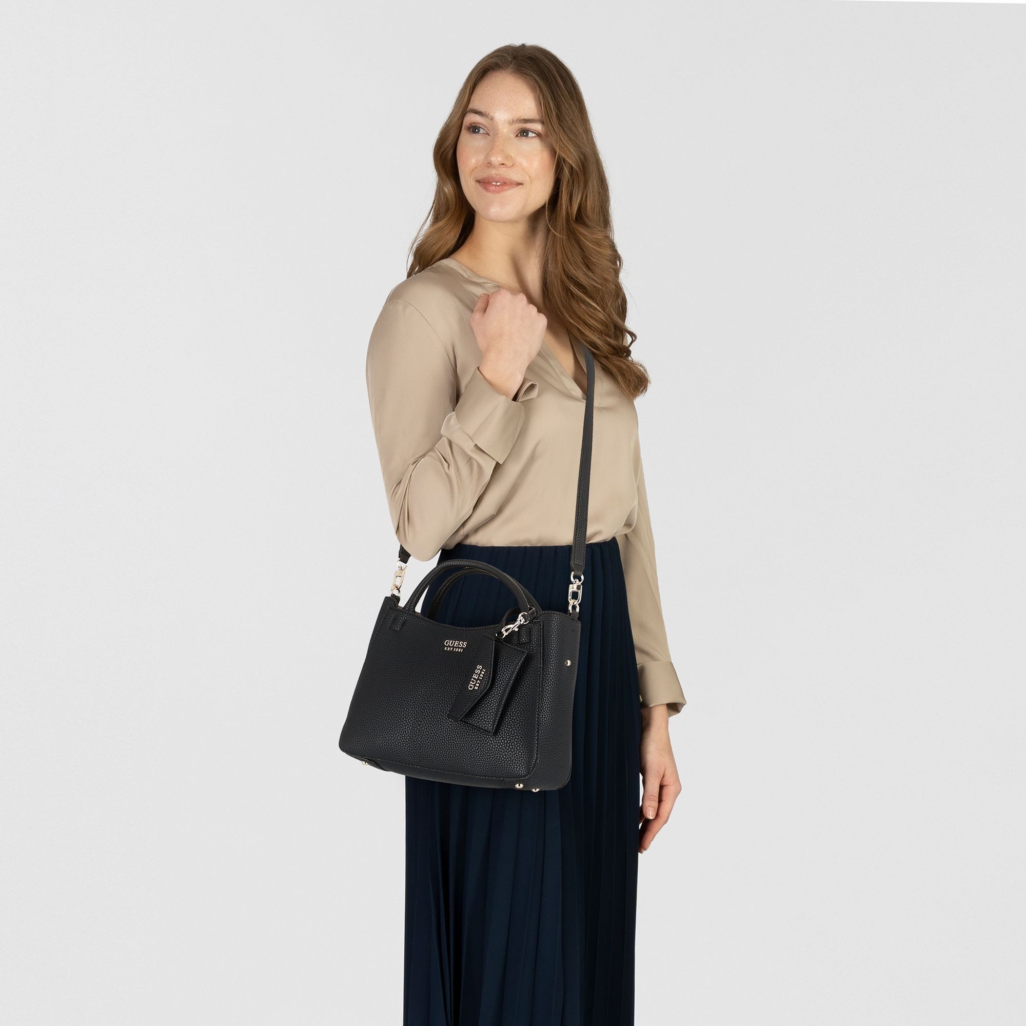 Guess Schultertasche Brenton, Polyurethan günstig online kaufen