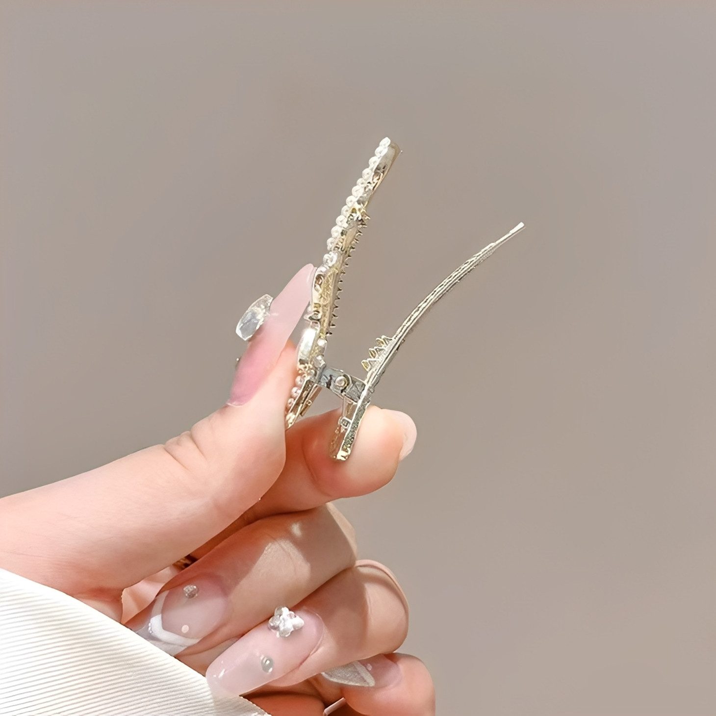 The Beauty House Haarspange Damen Haarklammer Gold Schleife mit Strass Perlen Edelstein, Elegante Haarclips für Hochzeit Party Alltag Haaraccessoires