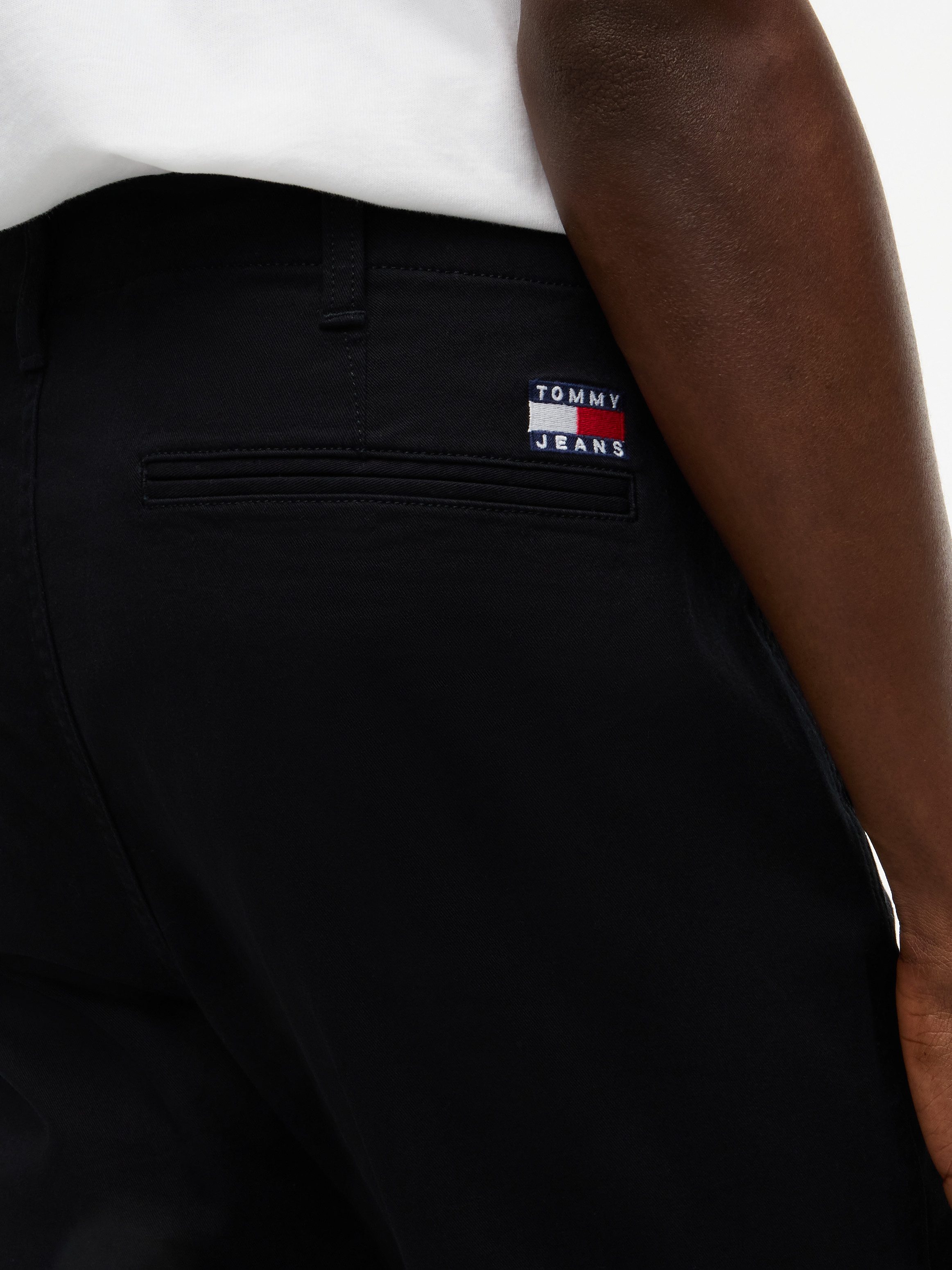 Tommy Jeans Chinohose SCANTON COTTON TWILL CHINO Regular fit mit Taschen – Bild 3 von 5