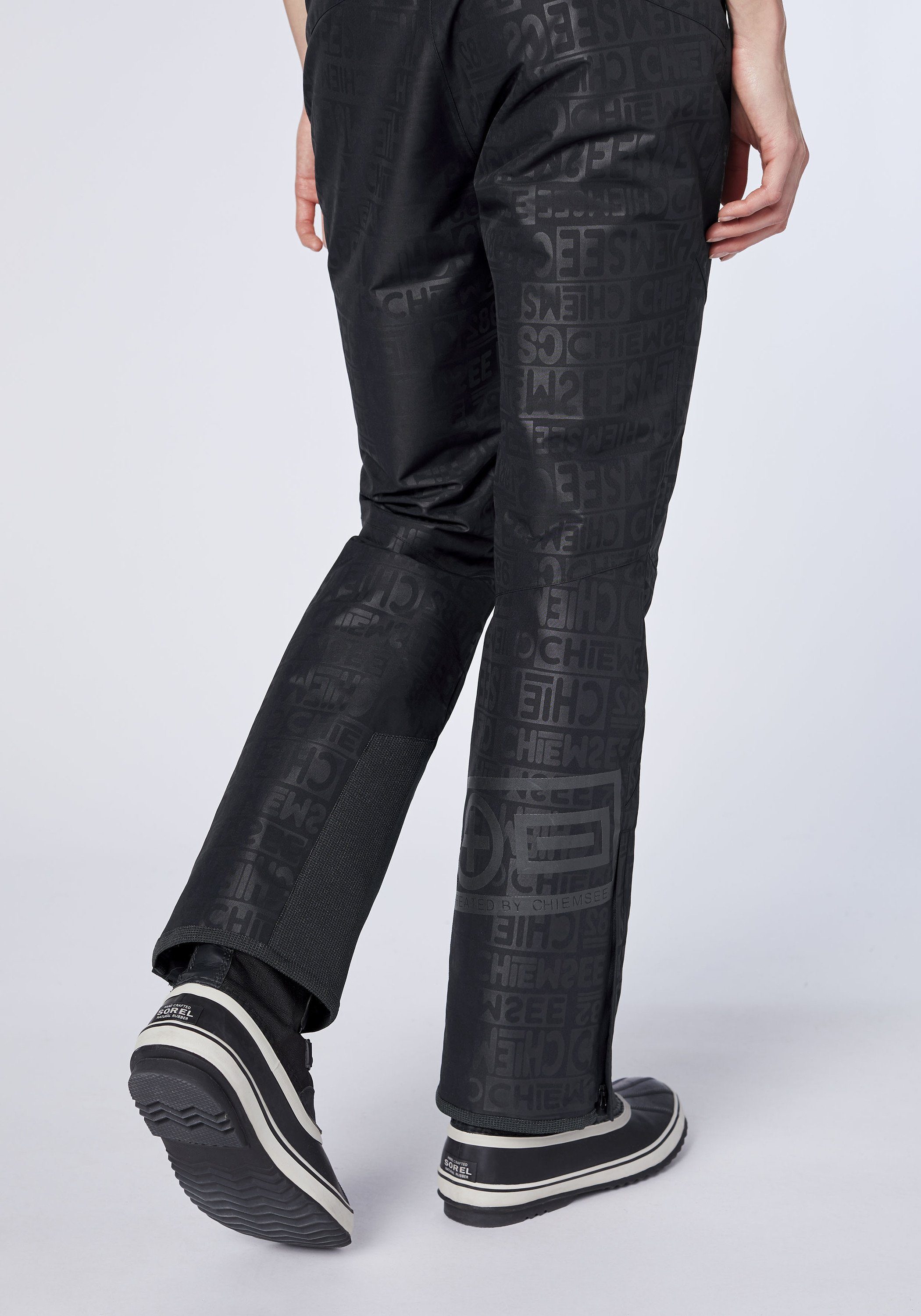 Slim-Fit Allover-Muster transparent/schwarz Skihose Sporthose 1 mit Chiemsee