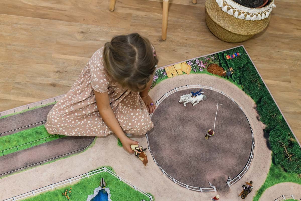 SkippiDoo Kinderteppich Spielteppich Pferde z.B. Schleich® Kinderzimmerteppich Kinderteppich – Bild 5 von 5