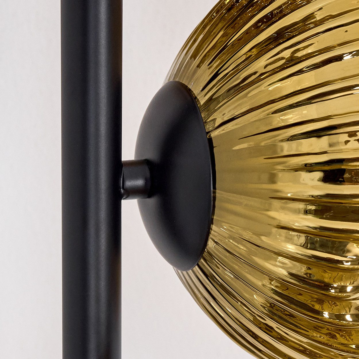 hofstein Stehlampe Stehlampe aus Metall/Riffelglas in Schwarz/Goldfarben/Klar, ohne Leuchtmittel, Stehleuchte Retro/Vintage, Ø Schirme 15 cm, Fußschalter, 160 cm, E14