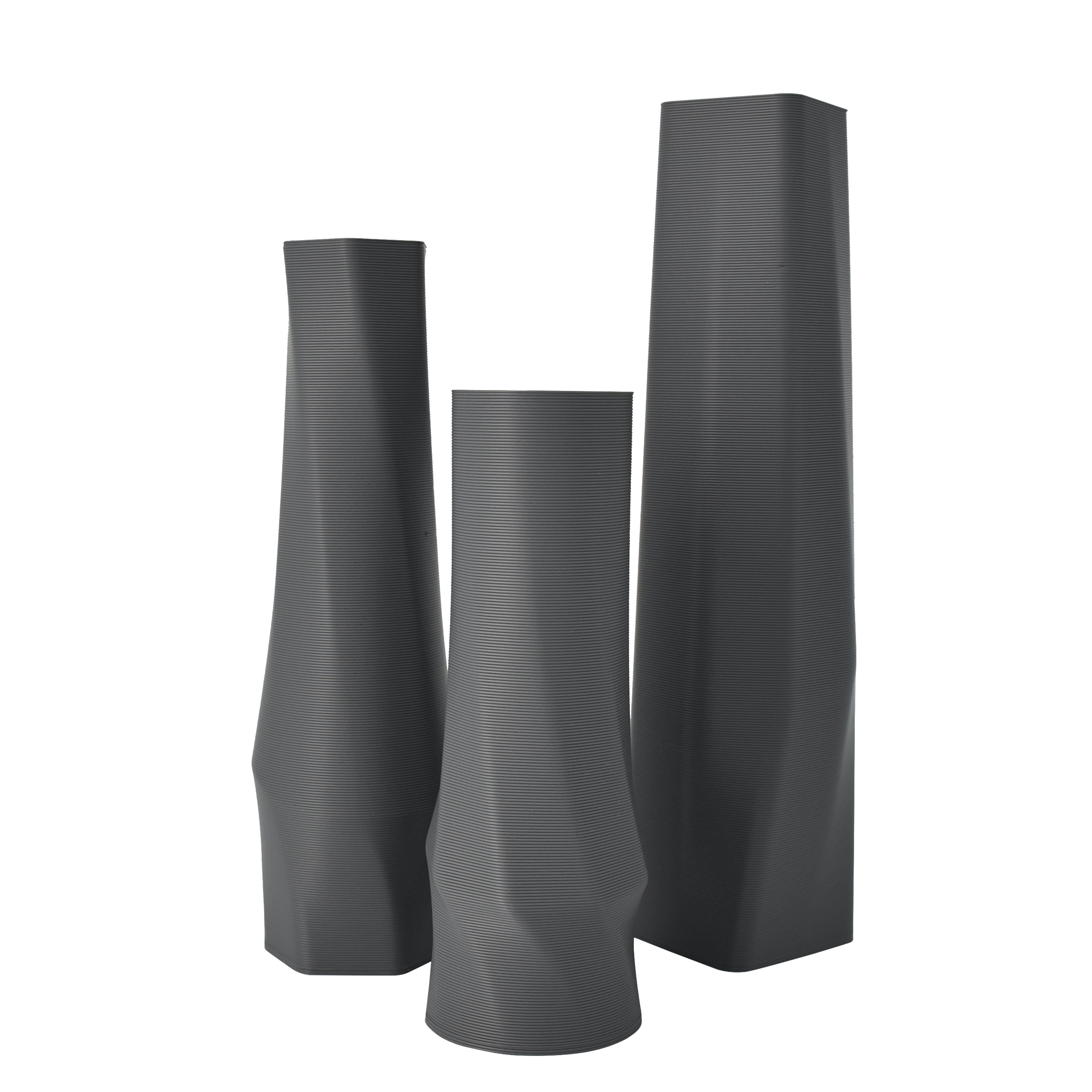 Shapes - Decorations Dekovase geometrio. (basic), 3D Vasen, 3er Set, 3D Dekovase, 100% 3D-Druck (3er Spar-Set, 3 Vasen in verschiedenen Größen), Wasserdicht; Leichte Struktur innerhalb des Materials (Rillung) Grau